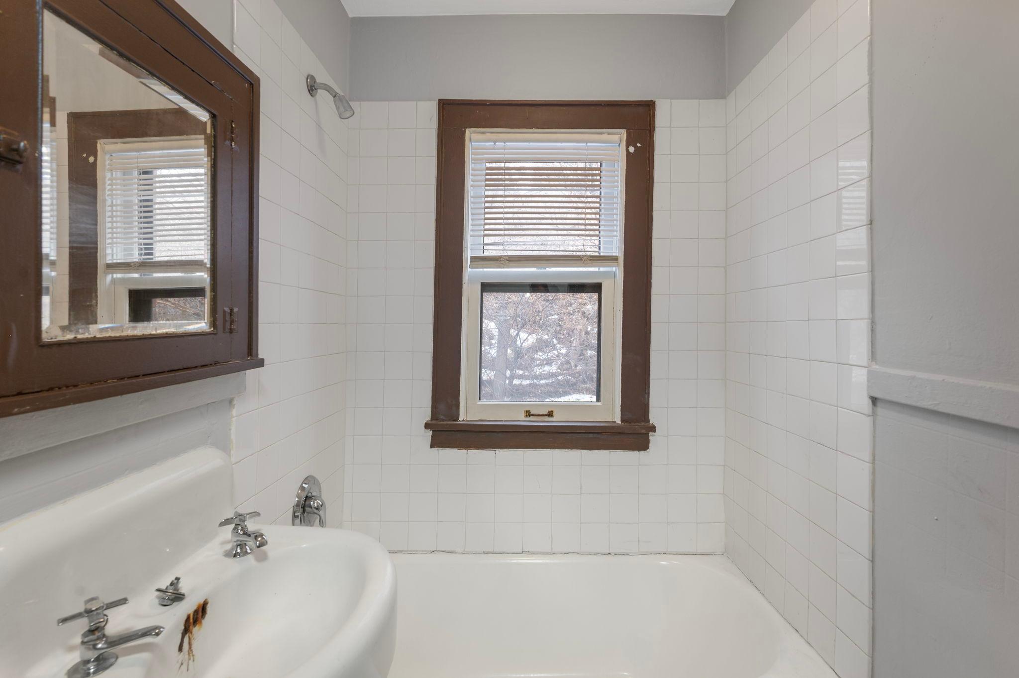 View of Commercial Sale at 487 Grand Avenue, Saint Paul MN 55102, Saint Paul (68 of 124) - Mike Wilen | Minnesota Team Real Estate
