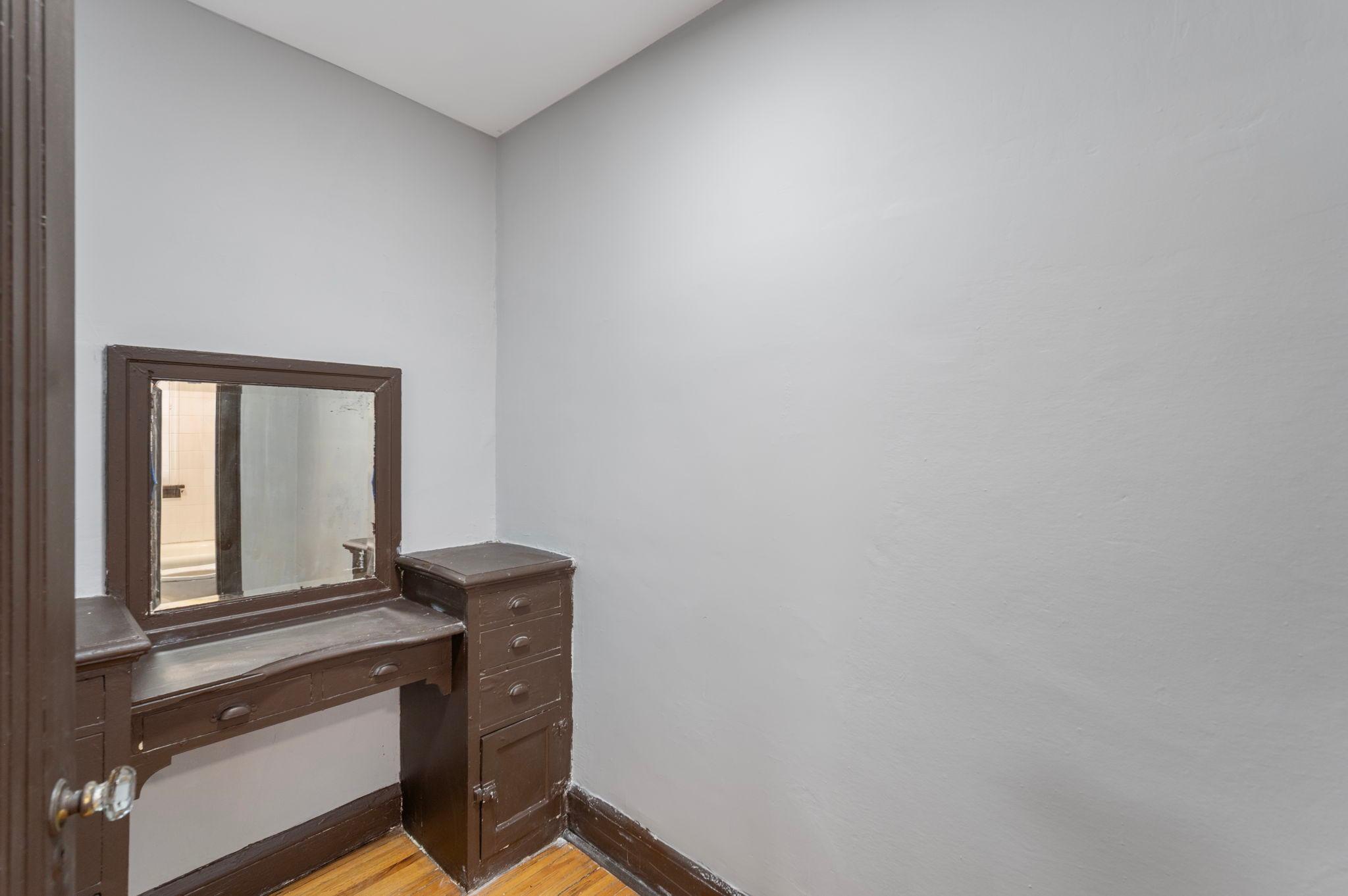 View of Commercial Sale at 487 Grand Avenue, Saint Paul MN 55102, Saint Paul (101 of 124) - Mike Wilen | Minnesota Team Real Estate