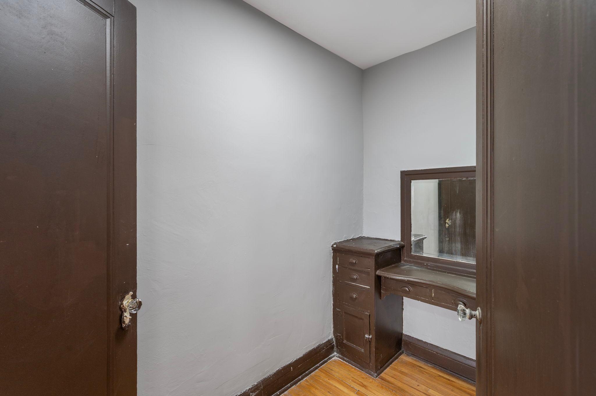 View of Commercial Sale at 487 Grand Avenue, Saint Paul MN 55102, Saint Paul (105 of 124) - Mike Wilen | Minnesota Team Real Estate