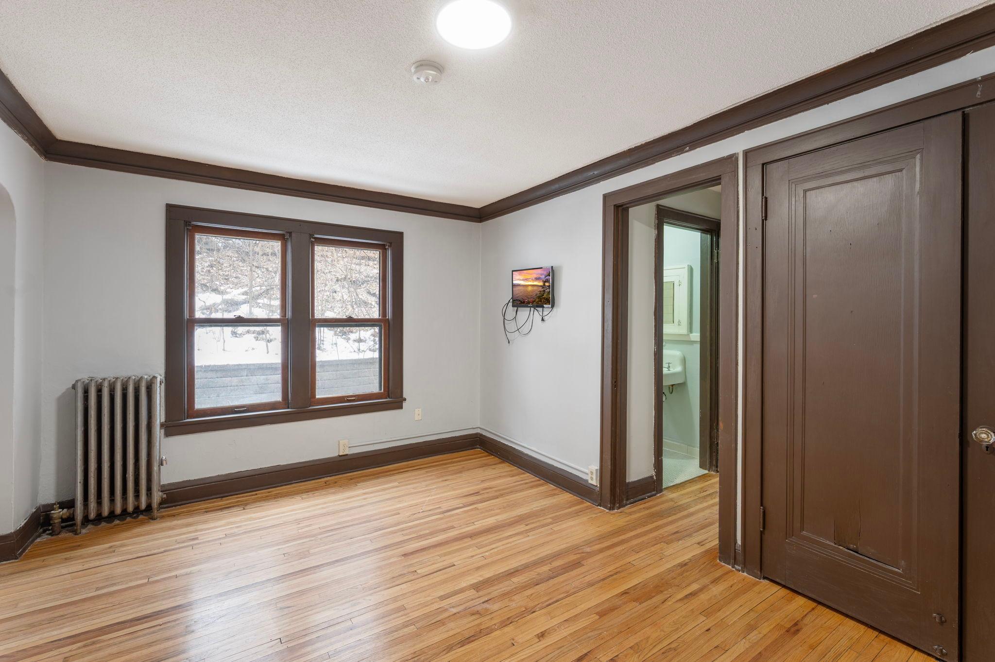 View of Commercial Sale at 487 Grand Avenue, Saint Paul MN 55102, Saint Paul (113 of 124) - Mike Wilen | Minnesota Team Real Estate