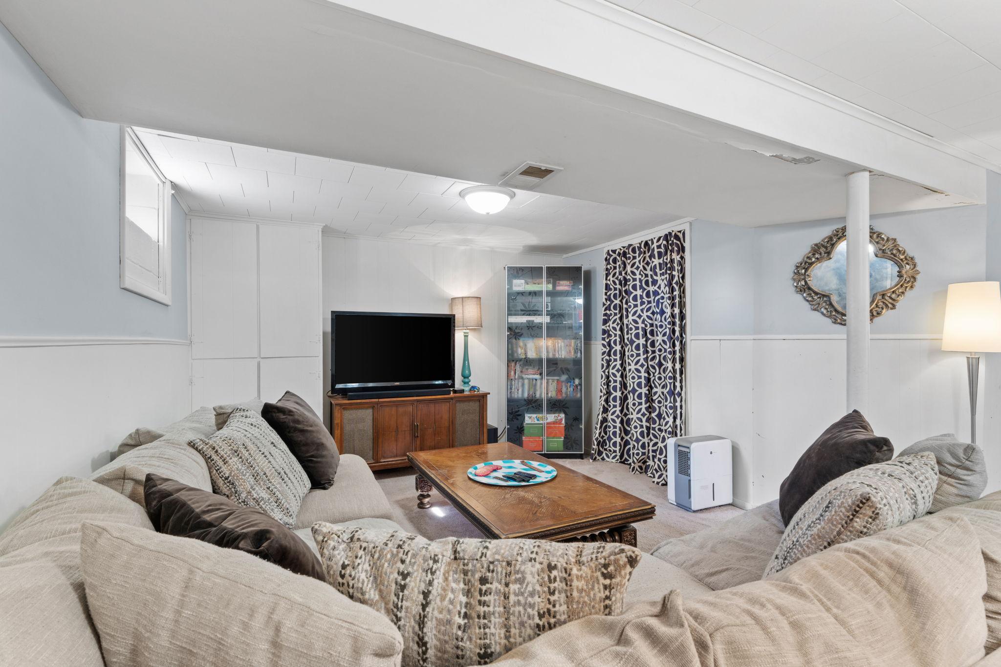 View of Residential at 5566 Unity Avenue, Crystal MN 55429, Crystal (22 of 42) - Mike Wilen | Minnesota Team Real Estate