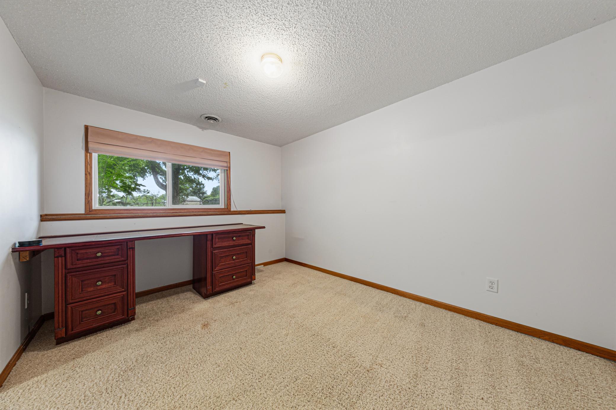 View of Residential at 1437 Mcintosh Circle, Shakopee MN 55379, Shakopee (28 of 31) - Mike Wilen | Minnesota Team Real Estate