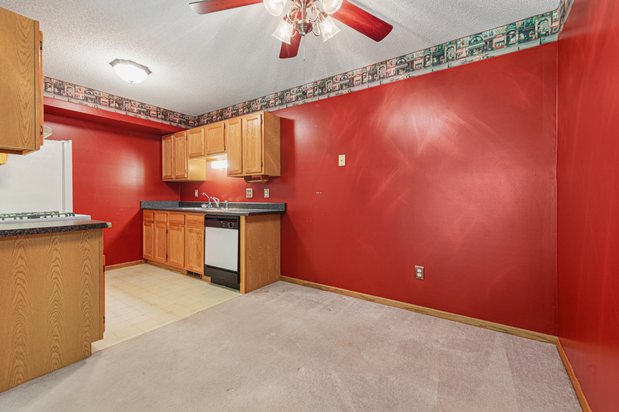 View of Residential at 1437 Mcintosh Circle, Shakopee MN 55379, Shakopee (13 of 31) - Mike Wilen | Minnesota Team Real Estate