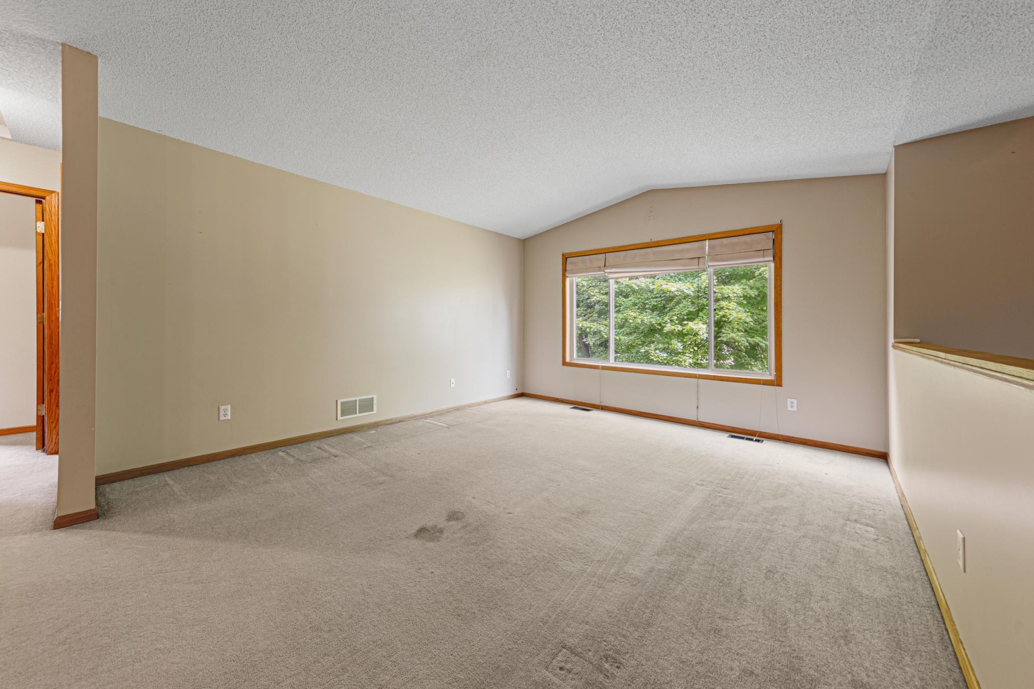 View of Residential at 1437 Mcintosh Circle, Shakopee MN 55379, Shakopee (9 of 31) - Mike Wilen | Minnesota Team Real Estate