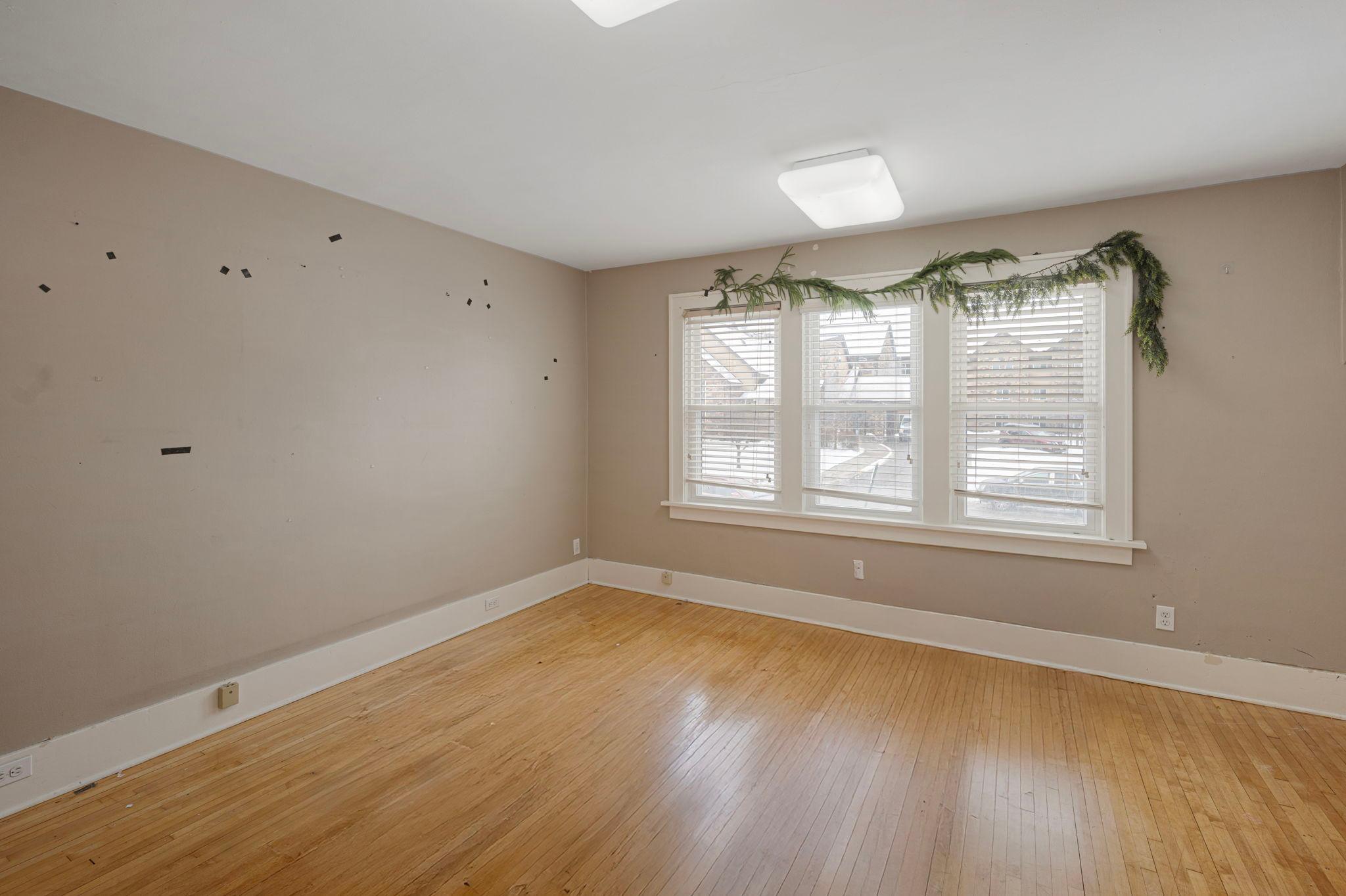 View of Commercial Sale at 3826 Broadway Avenue, Robbinsdale MN 55422, Robbinsdale (14 of 30) - Mike Wilen | Minnesota Team Real Estate