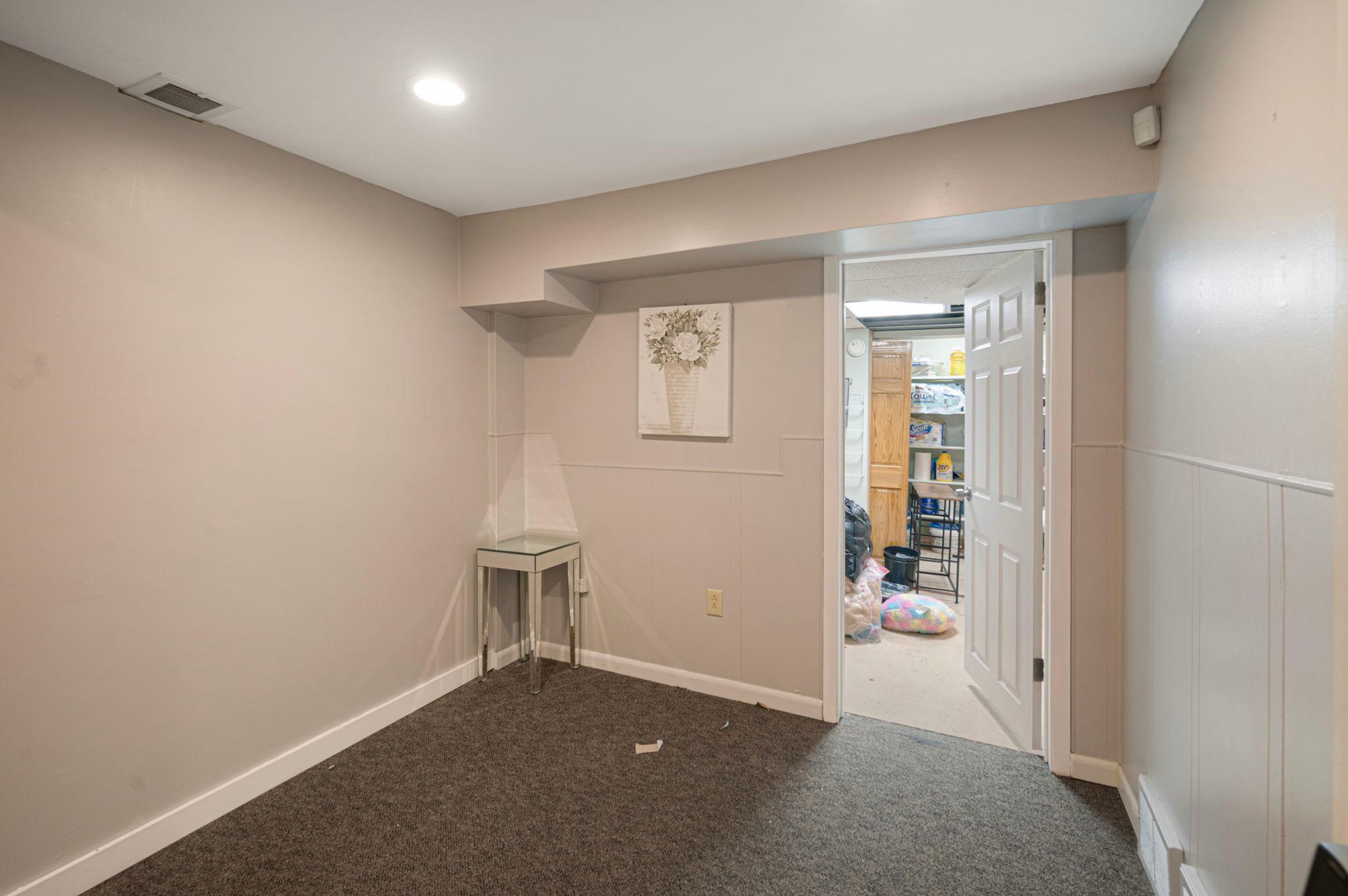 View of Commercial Sale at 3826 Broadway Avenue, Robbinsdale MN 55422, Robbinsdale (20 of 30) - Mike Wilen | Minnesota Team Real Estate