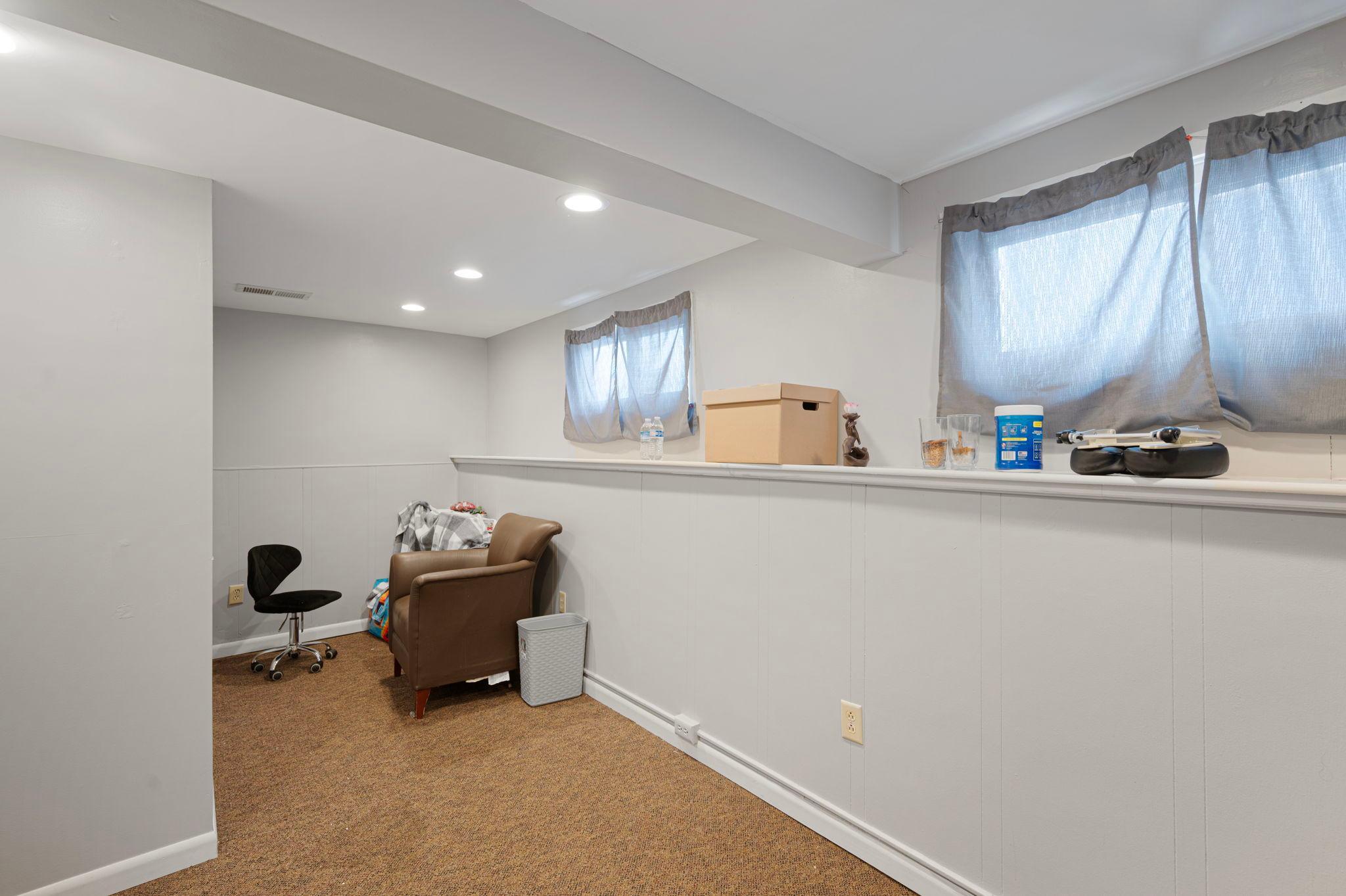 View of Commercial Sale at 3826 Broadway Avenue, Robbinsdale MN 55422, Robbinsdale (22 of 30) - Mike Wilen | Minnesota Team Real Estate