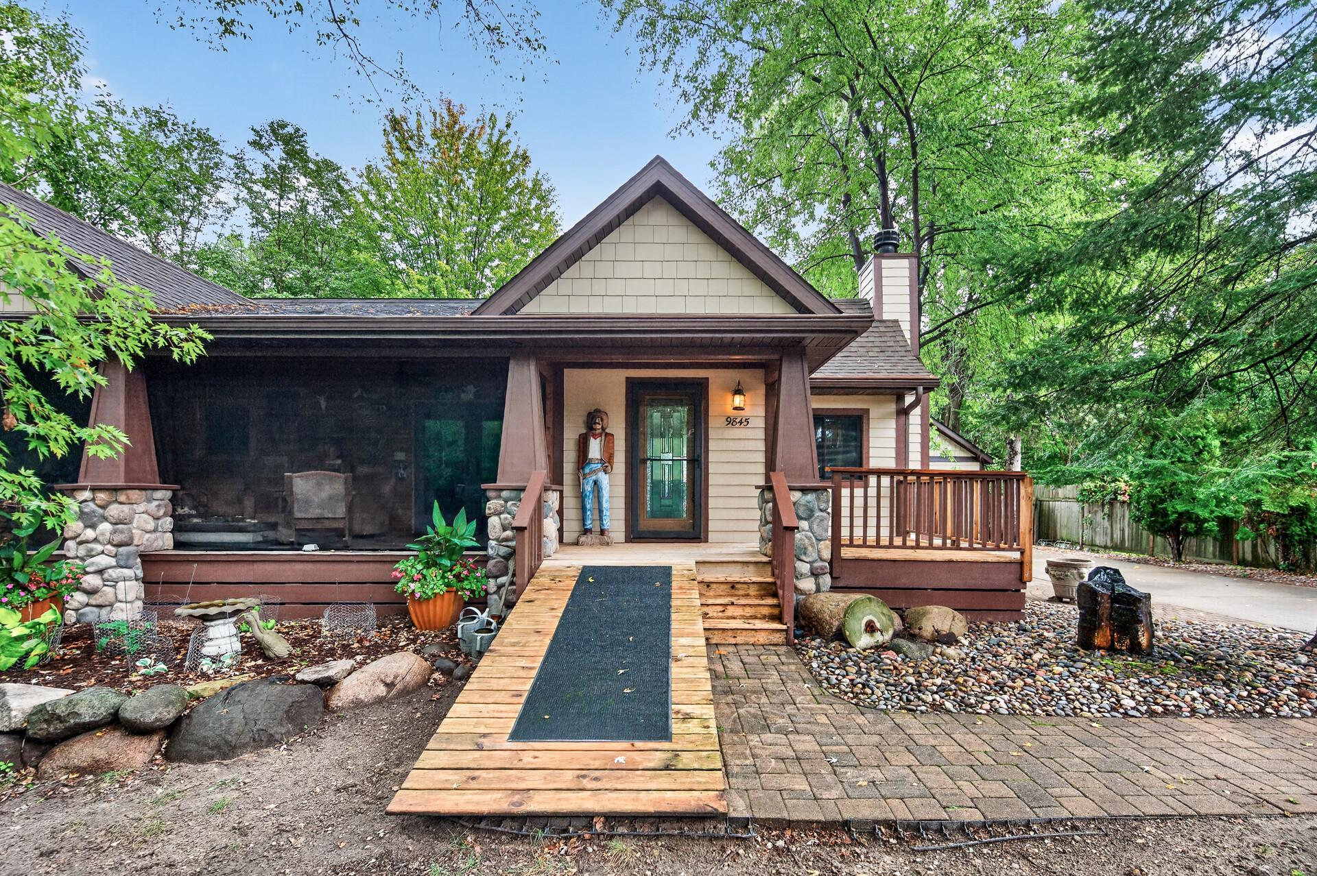 View of Residential at 9845 Brookside Avenue, Bloomington MN 55431, Bloomington (31 of 32) - Mike Wilen | Minnesota Team Real Estate