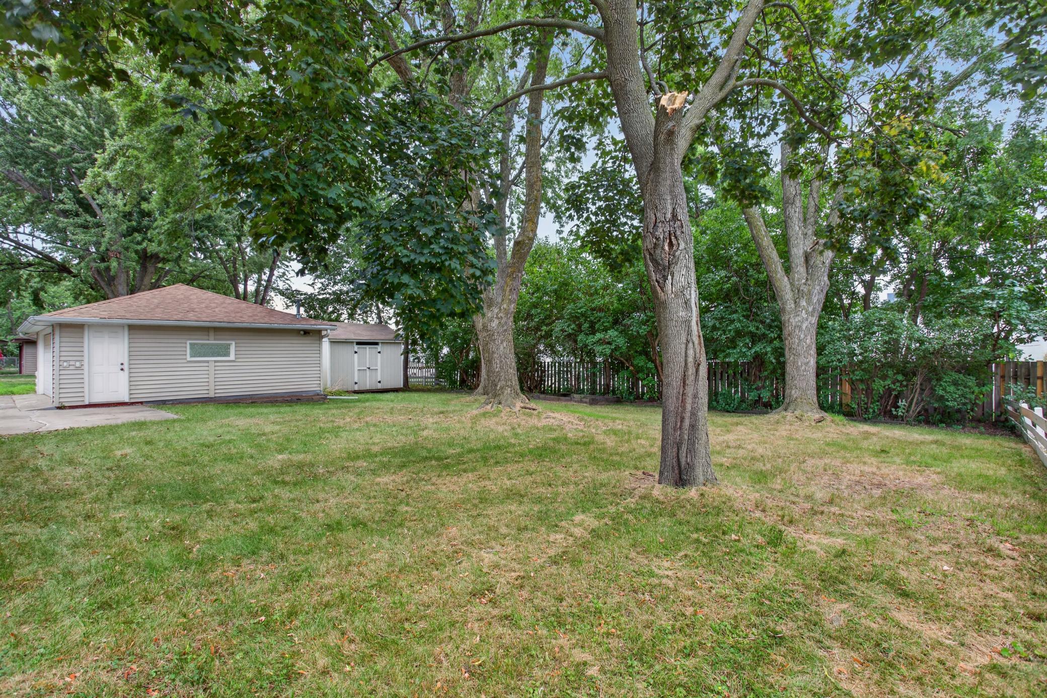View of Residential at 1925 92nd Street, Bloomington MN 55431, Bloomington (19 of 22) - Mike Wilen | Minnesota Team Real Estate