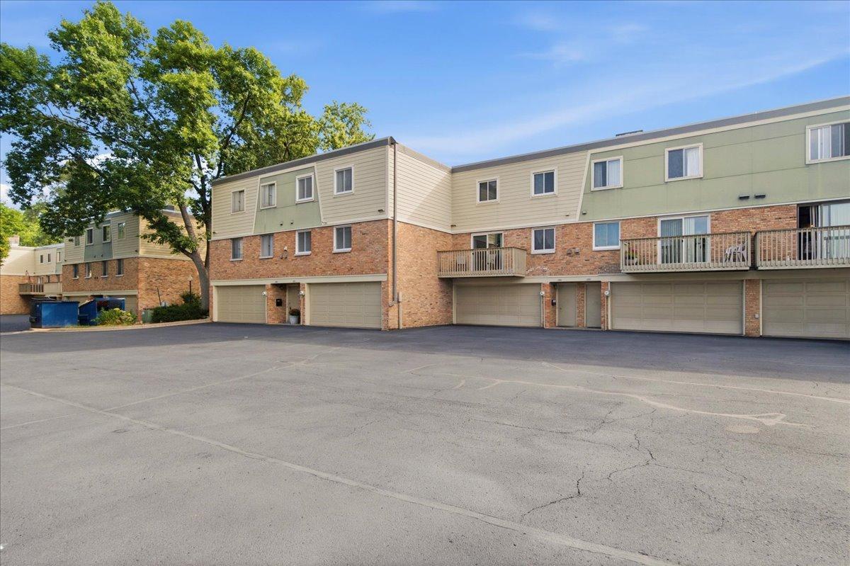 View of Residential at 2026 Louisiana Avenue, Saint Louis Park MN 55426, Saint Louis Park (39 of 41) - Mike Wilen | Minnesota Team Real Estate