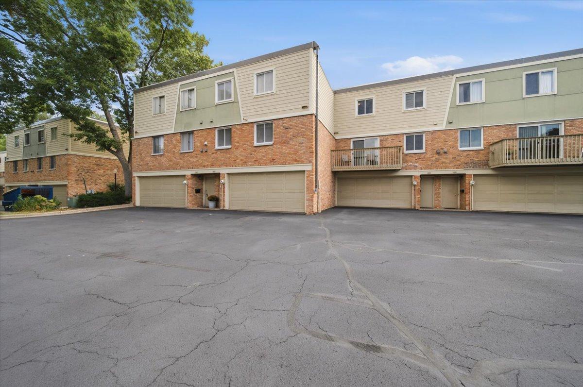 View of Residential at 2026 Louisiana Avenue, Saint Louis Park MN 55426, Saint Louis Park (35 of 41) - Mike Wilen | Minnesota Team Real Estate
