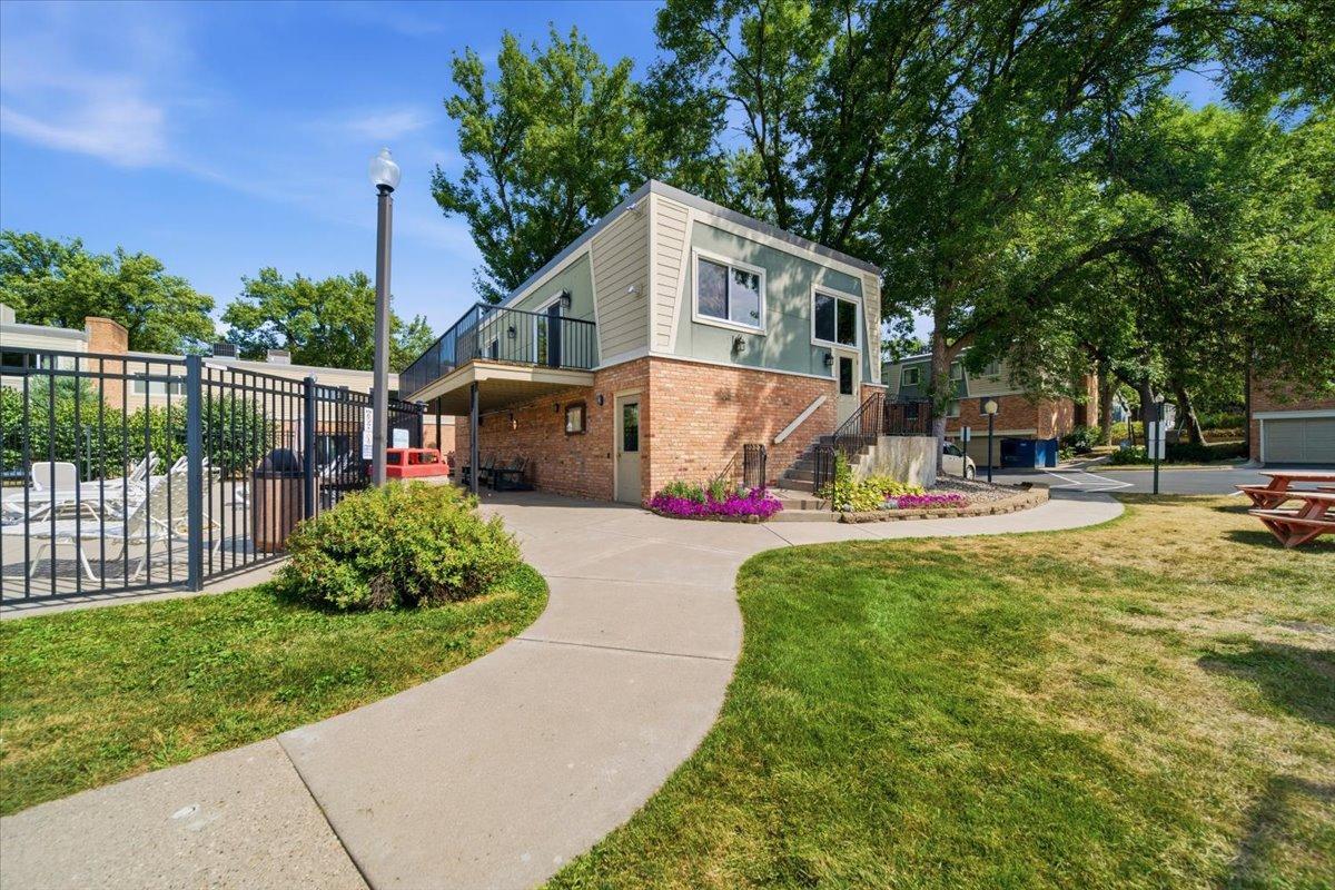 View of Residential at 2026 Louisiana Avenue, Saint Louis Park MN 55426, Saint Louis Park (40 of 41) - Mike Wilen | Minnesota Team Real Estate