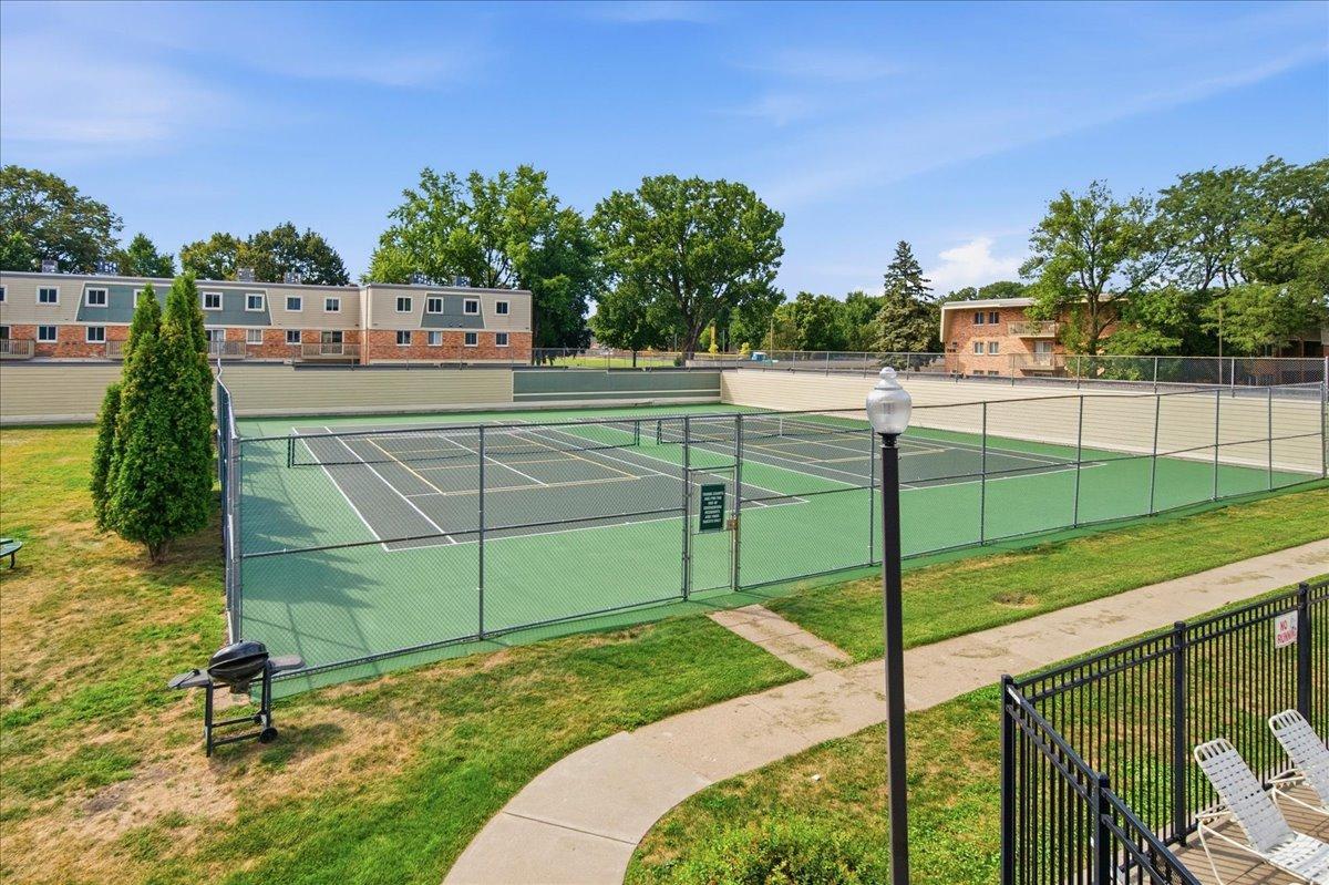 View of Residential at 2026 Louisiana Avenue, Saint Louis Park MN 55426, Saint Louis Park (38 of 41) - Mike Wilen | Minnesota Team Real Estate