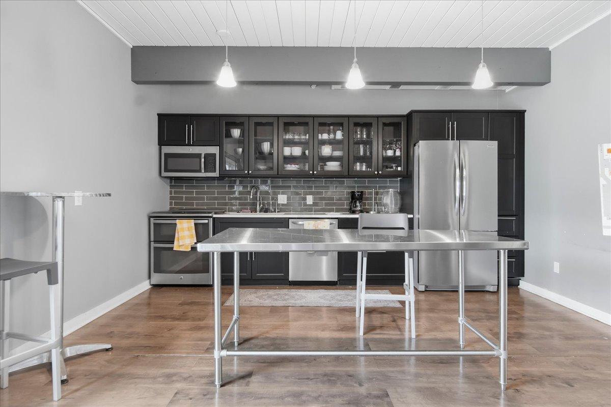 View of Residential at 2026 Louisiana Avenue, Saint Louis Park MN 55426, Saint Louis Park (36 of 41) - Mike Wilen | Minnesota Team Real Estate