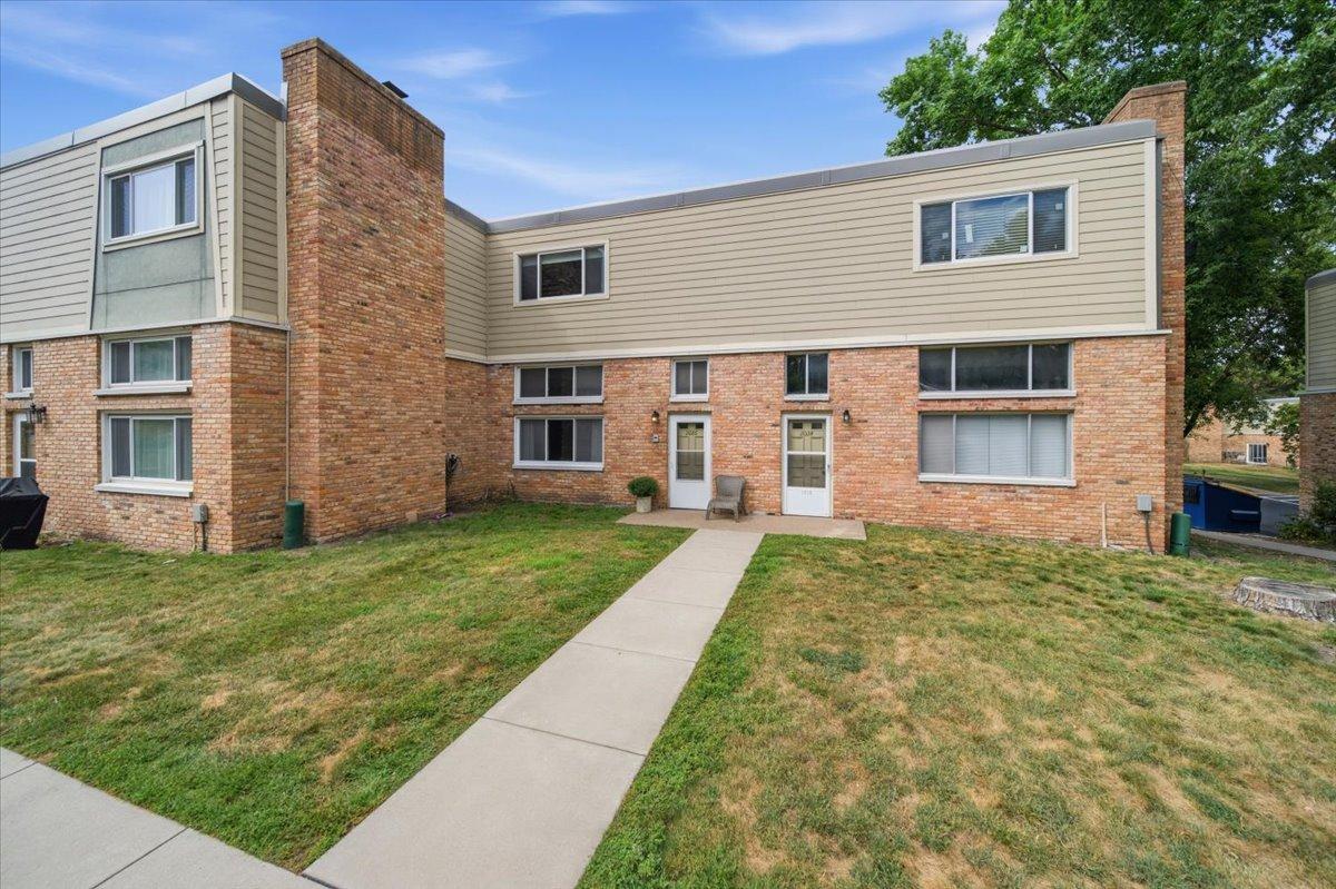 View of Residential at 2026 Louisiana Avenue, Saint Louis Park MN 55426, Saint Louis Park (3 of 41) - Mike Wilen | Minnesota Team Real Estate
