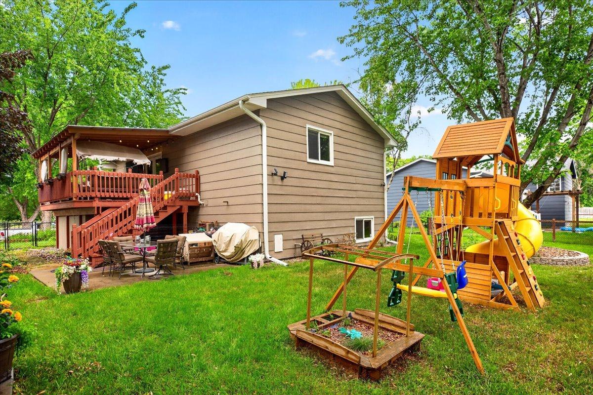 View of Residential at 7235 116th Place, Champlin MN 55316, Champlin (27 of 31) - Mike Wilen | Minnesota Team Real Estate