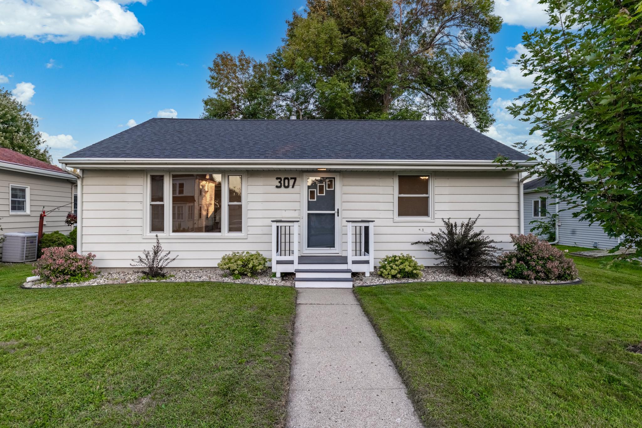 View of Residential at 307 4th Street, Le Sueur MN 56058, Le Sueur - Mike Wilen | Minnesota Team Real Estate
