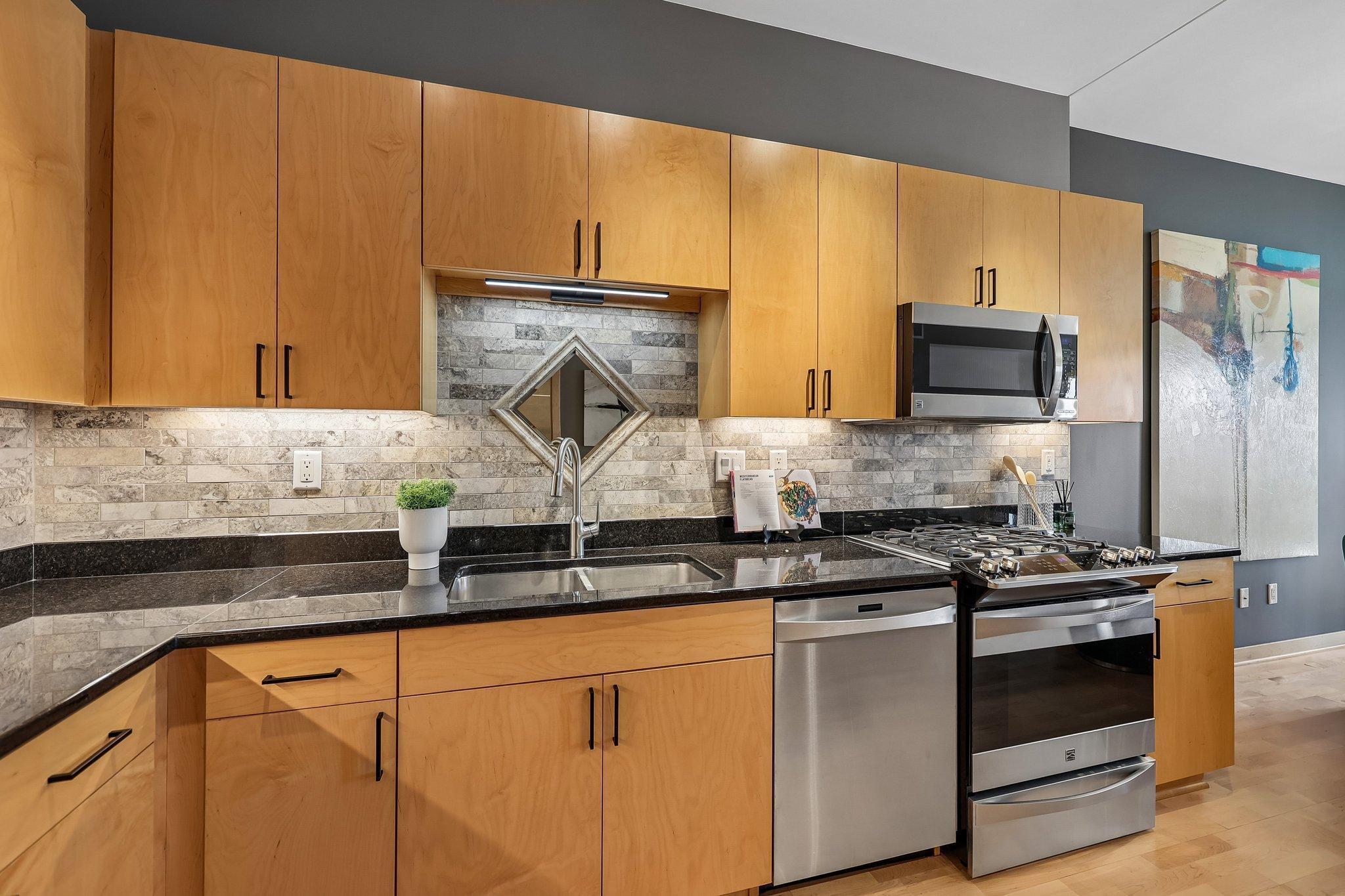 View of Residential at 401 2nd Street #511, Minneapolis MN 55401, Minneapolis (11 of 53) - Mike Wilen | Minnesota Team Real Estate