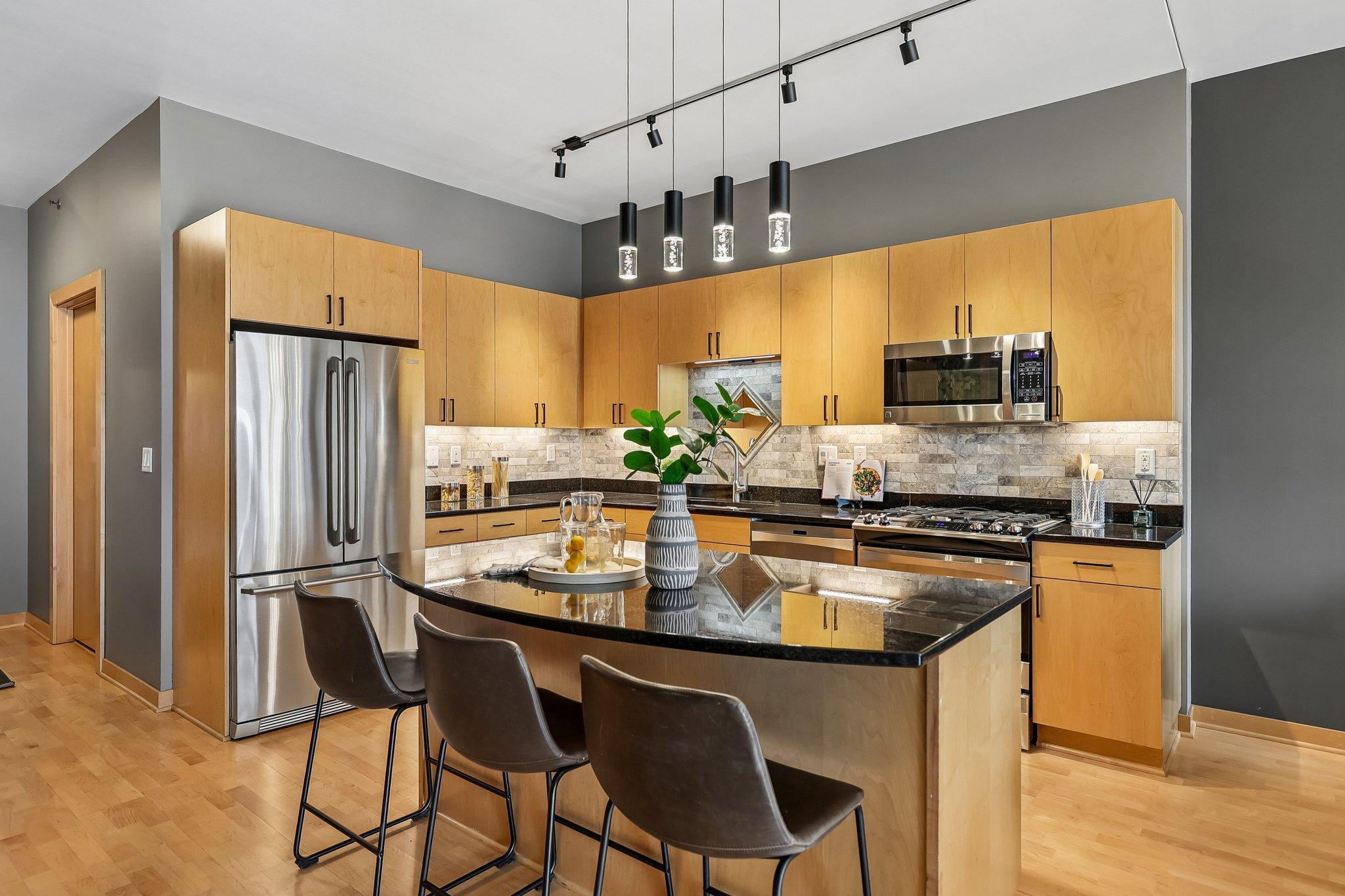 View of Residential at 401 2nd Street #511, Minneapolis MN 55401, Minneapolis (4 of 53) - Mike Wilen | Minnesota Team Real Estate