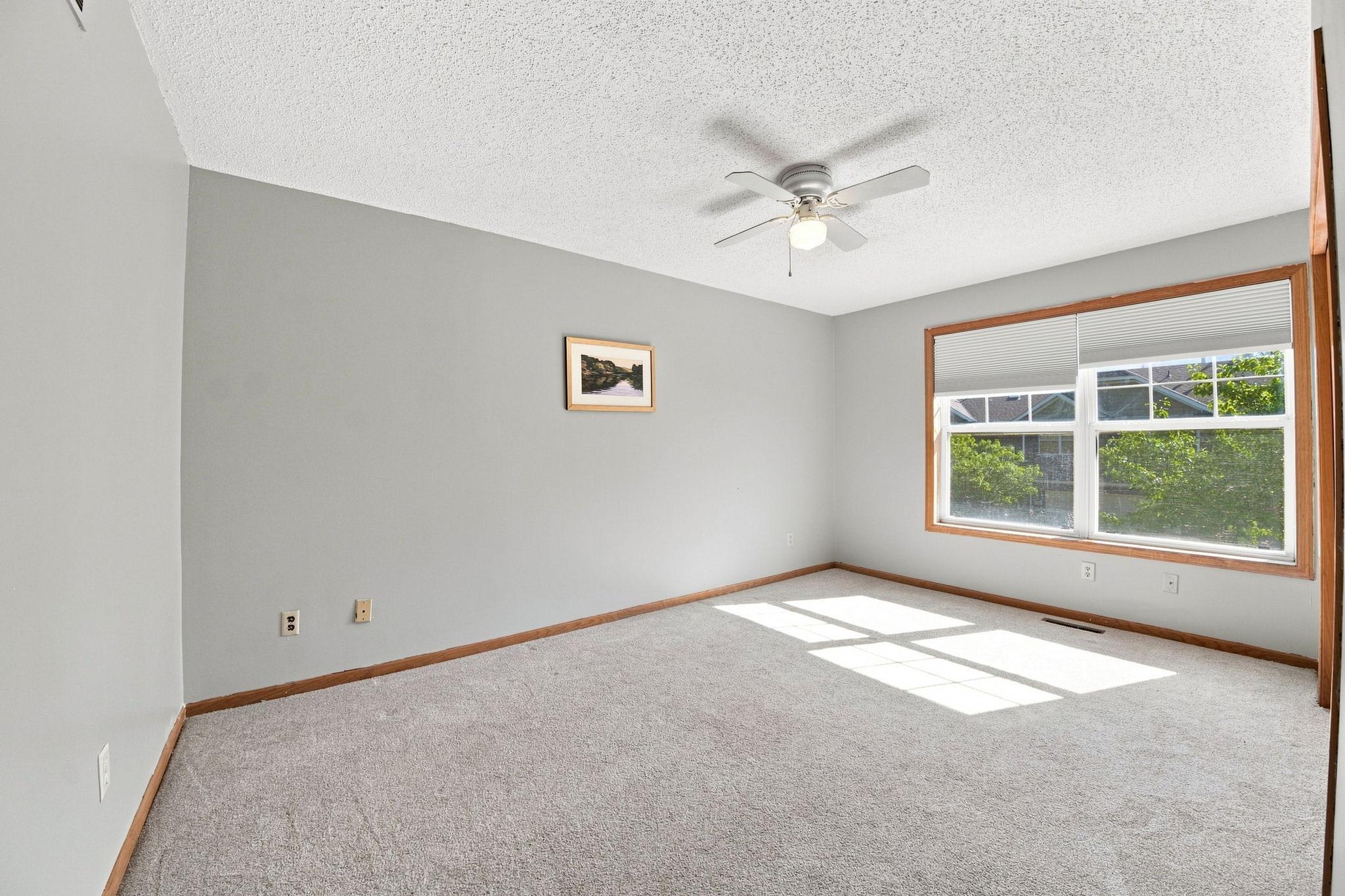View of Residential at 410 Hickory Lane, Oakdale MN 55128, Oakdale (17 of 32) - Mike Wilen | Minnesota Team Real Estate