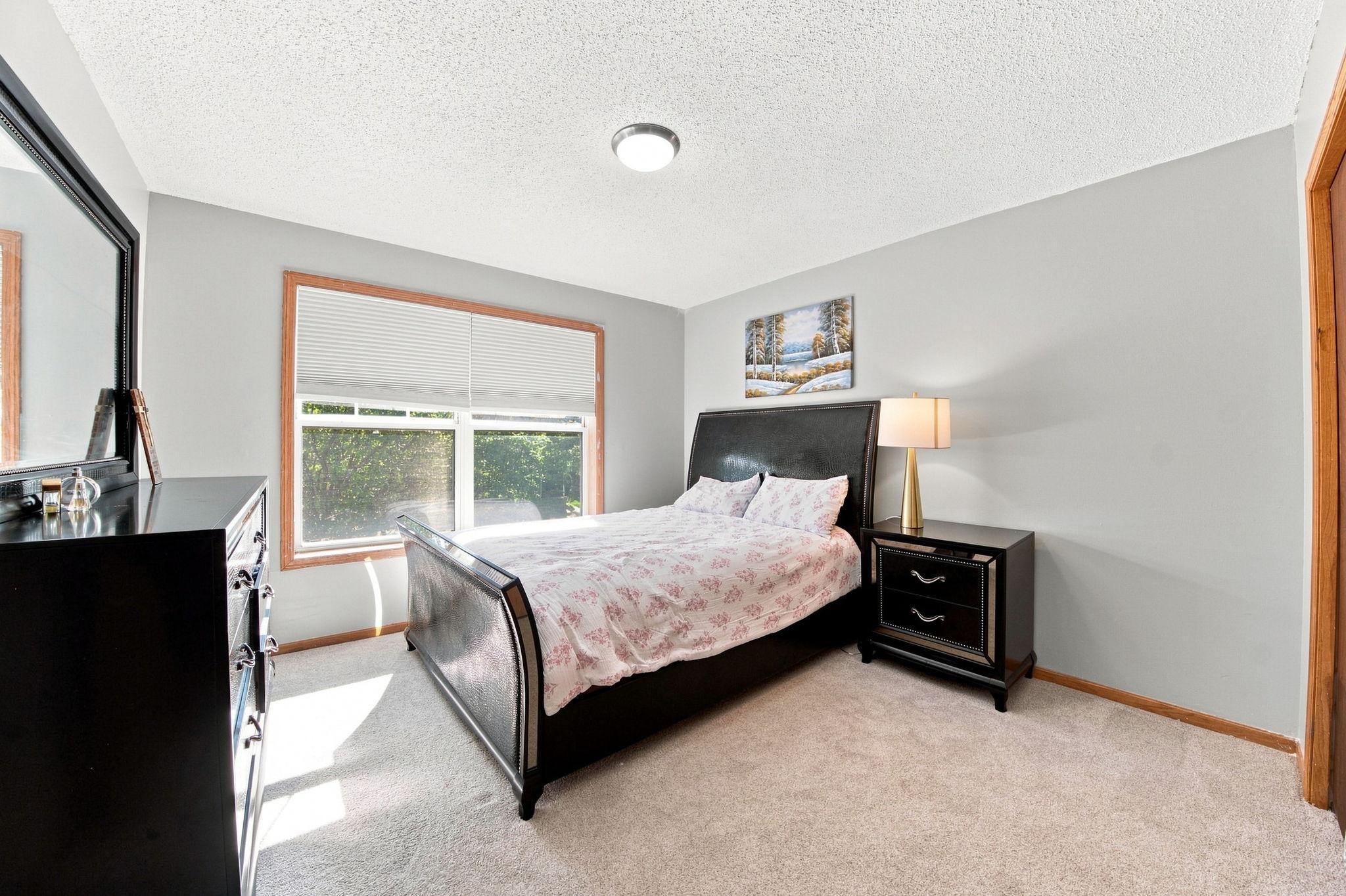 View of Residential at 410 Hickory Lane, Oakdale MN 55128, Oakdale (16 of 32) - Mike Wilen | Minnesota Team Real Estate