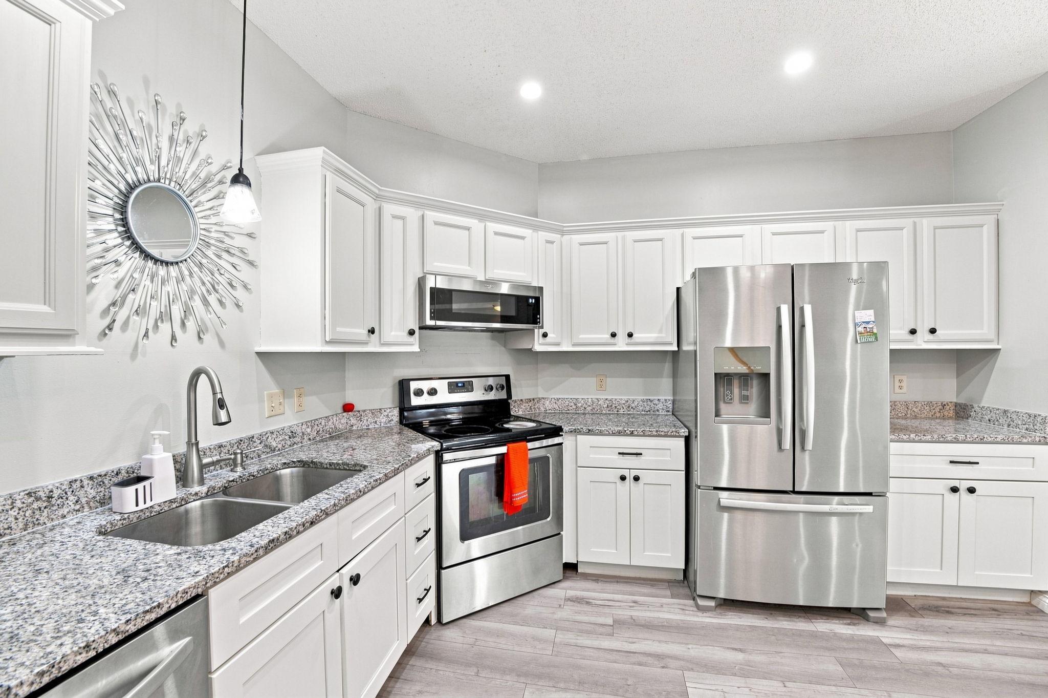 View of Residential at 410 Hickory Lane, Oakdale MN 55128, Oakdale (12 of 32) - Mike Wilen | Minnesota Team Real Estate