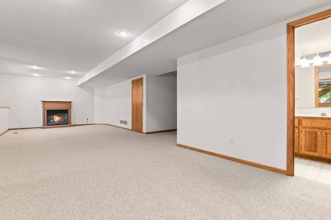 View of Residential at 8079 Spruce Trail, Eden Prairie MN 55347, Eden Prairie (43 of 53) - Mike Wilen | Minnesota Team Real Estate