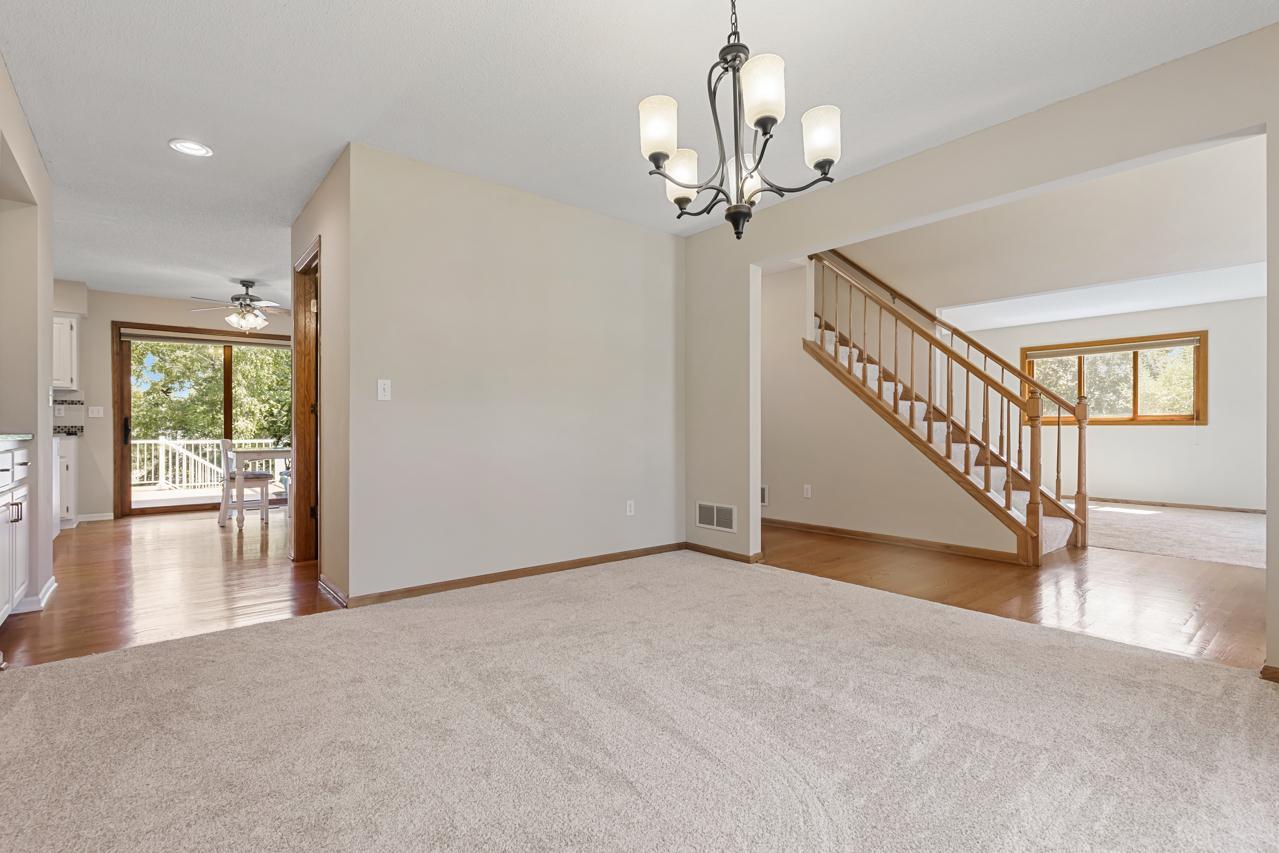View of Residential at 8079 Spruce Trail, Eden Prairie MN 55347, Eden Prairie (22 of 53) - Mike Wilen | Minnesota Team Real Estate