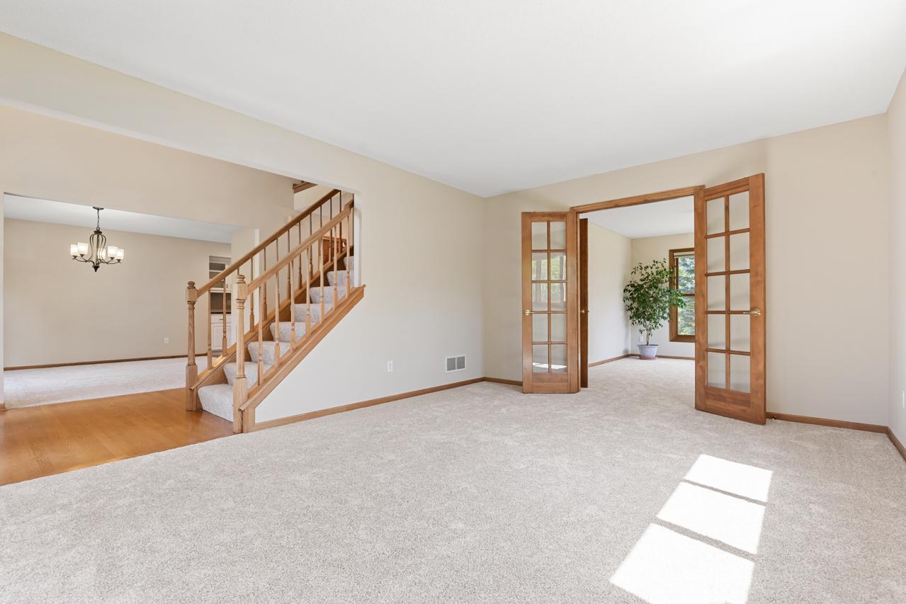 View of Residential at 8079 Spruce Trail, Eden Prairie MN 55347, Eden Prairie (17 of 53) - Mike Wilen | Minnesota Team Real Estate