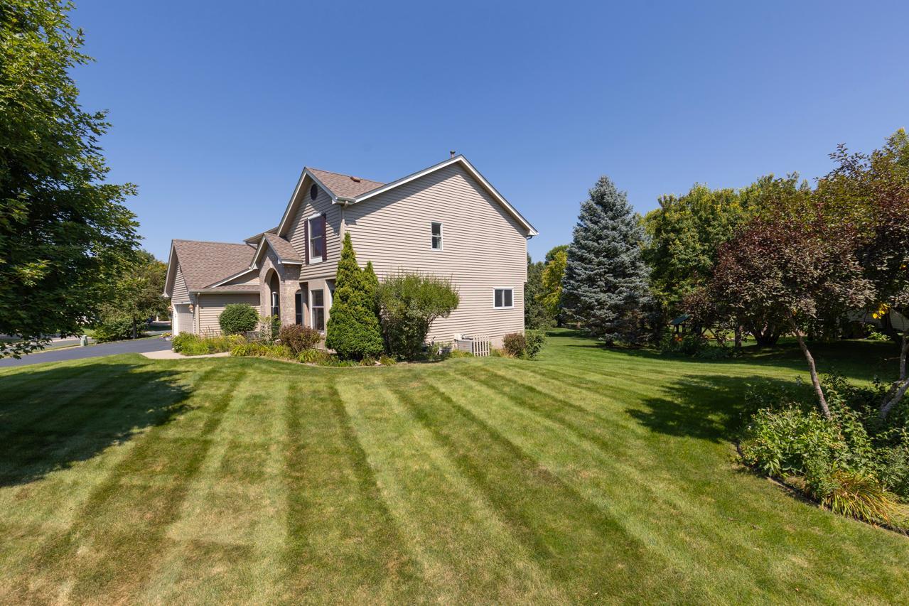 View of Residential at 8079 Spruce Trail, Eden Prairie MN 55347, Eden Prairie (52 of 53) - Mike Wilen | Minnesota Team Real Estate