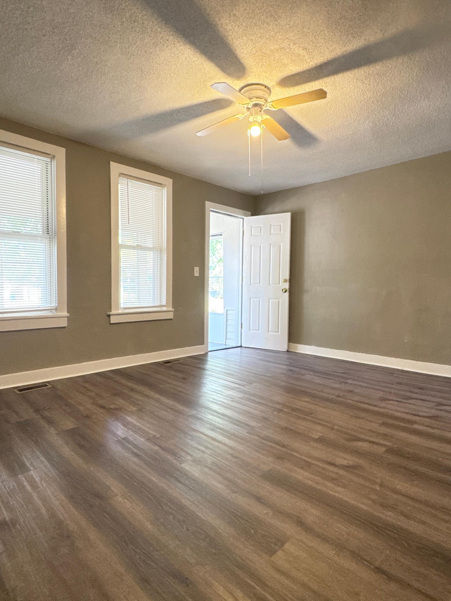 View of Residential at 486 Lawson Avenue, Saint Paul MN 55117, Saint Paul (7 of 21) - Mike Wilen | Minnesota Team Real Estate