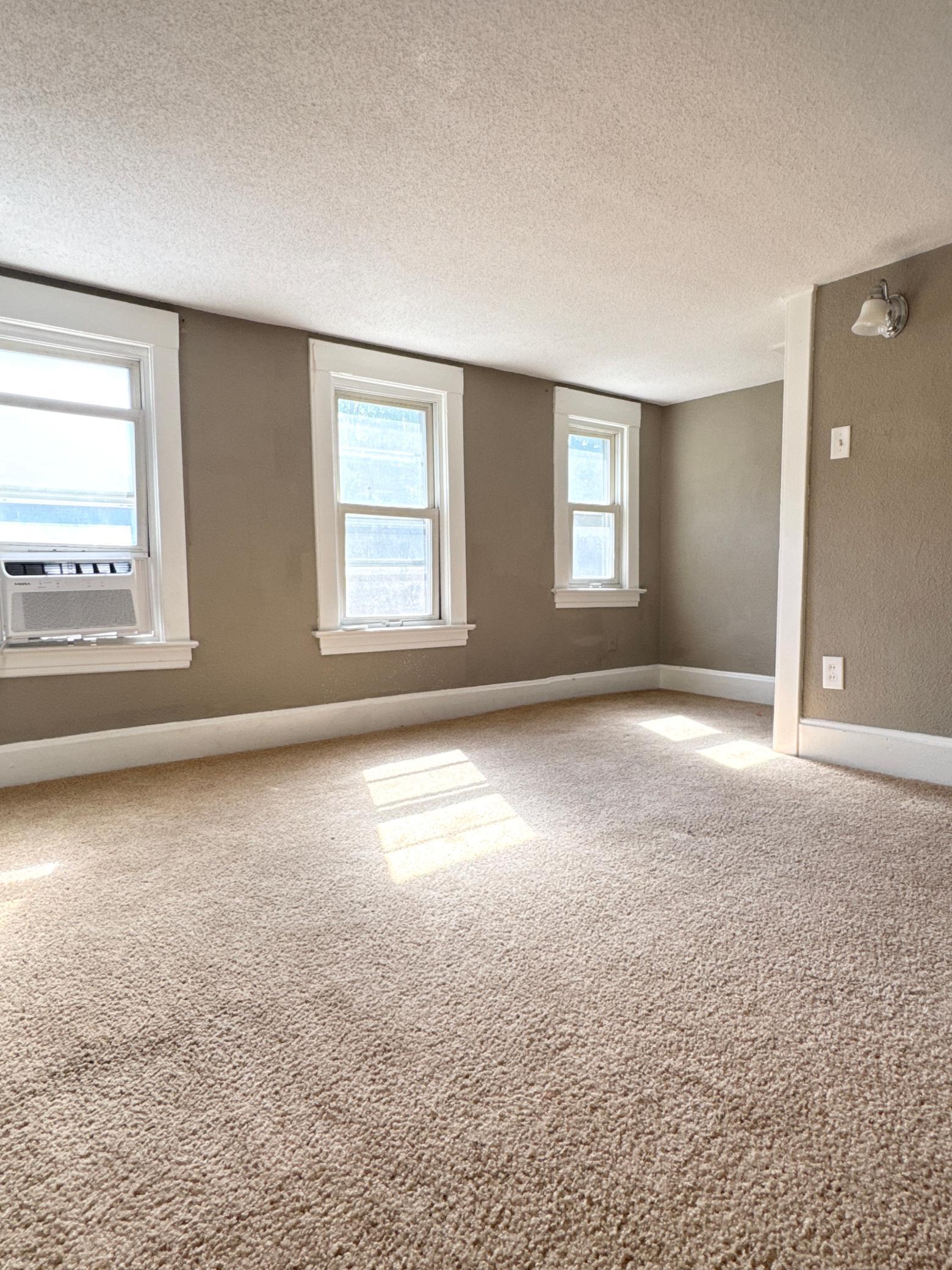 View of Residential at 486 Lawson Avenue, Saint Paul MN 55117, Saint Paul (16 of 21) - Mike Wilen | Minnesota Team Real Estate