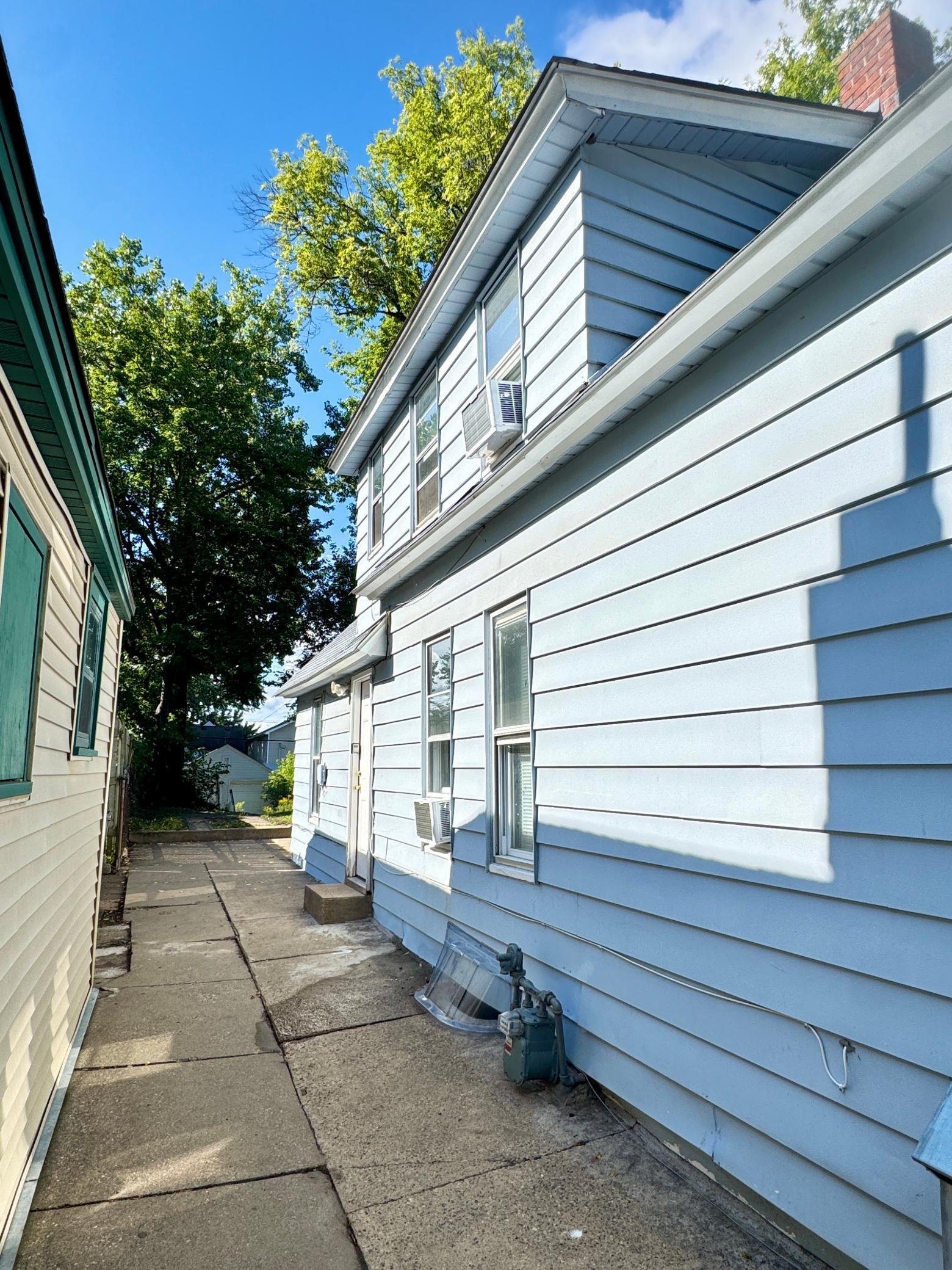 View of Residential at 486 Lawson Avenue, Saint Paul MN 55117, Saint Paul (5 of 21) - Mike Wilen | Minnesota Team Real Estate