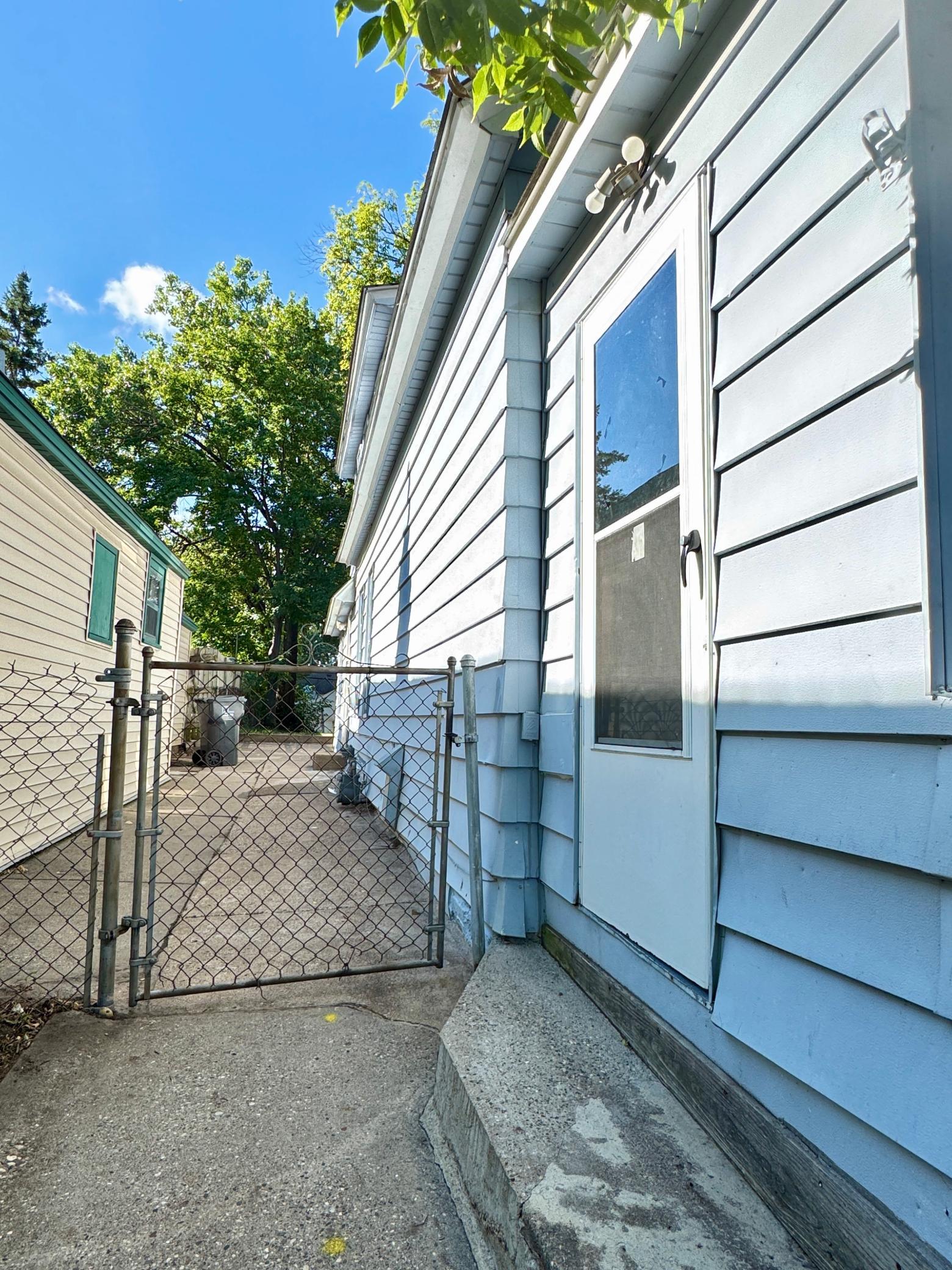 View of Residential at 486 Lawson Avenue, Saint Paul MN 55117, Saint Paul (4 of 21) - Mike Wilen | Minnesota Team Real Estate