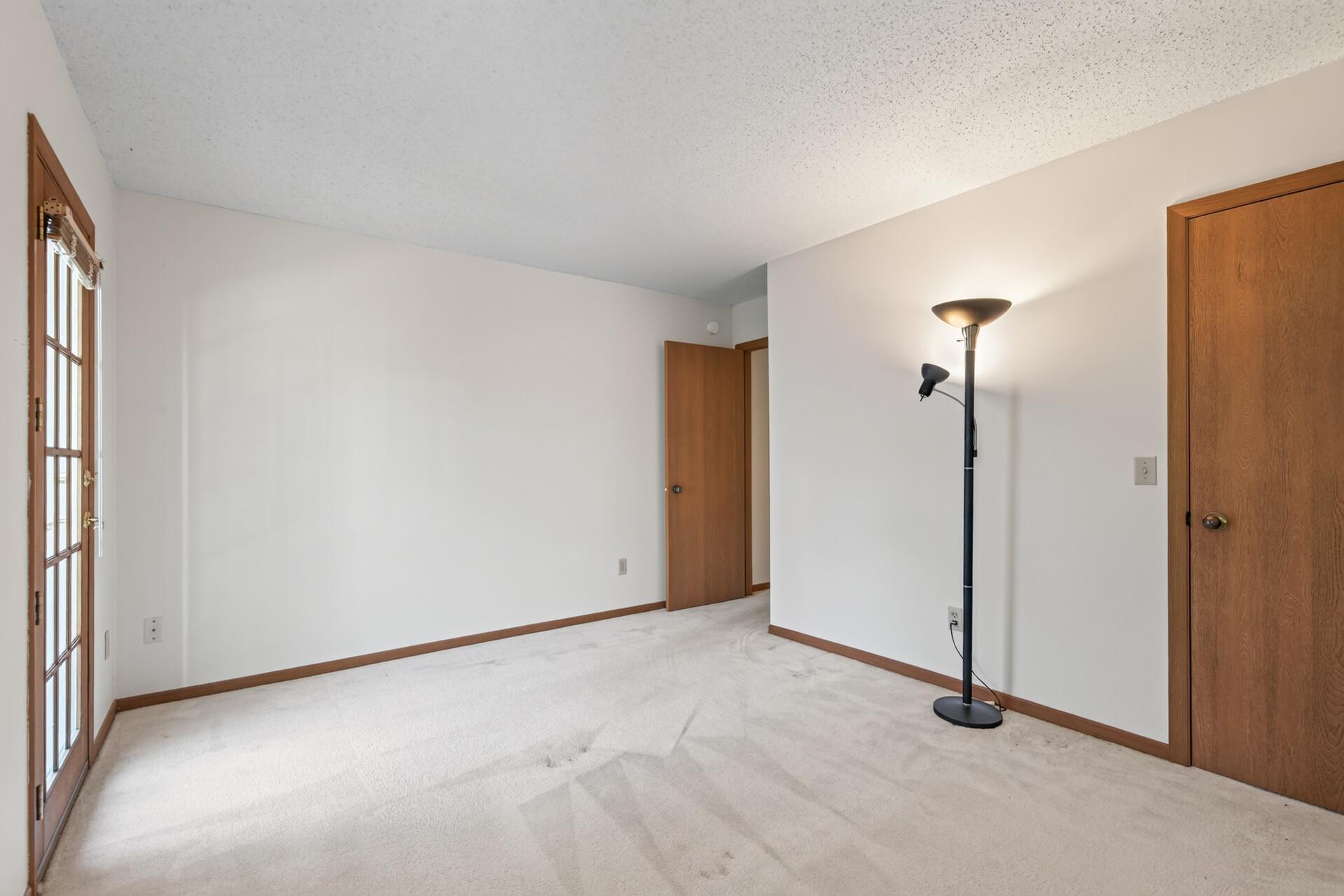 View of Residential at 7246 Allen Court, Eden Prairie MN 55346, Eden Prairie (21 of 30) - Mike Wilen | Minnesota Team Real Estate