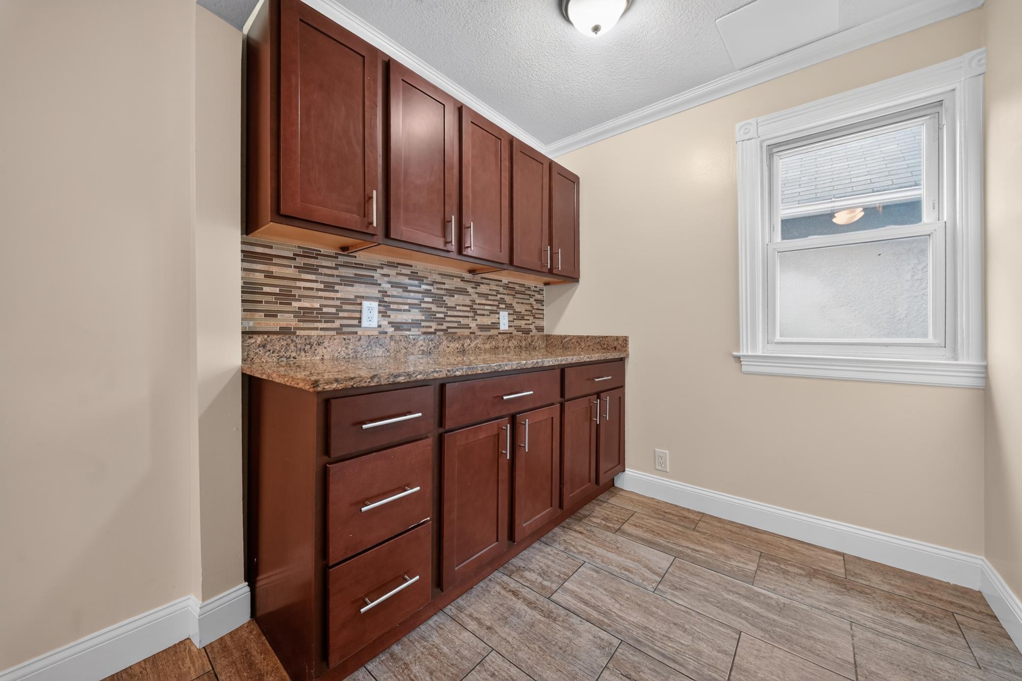 View of Residential at 3947 Dupont Avenue, Minneapolis MN 55412, Minneapolis (5 of 39) - Mike Wilen | Minnesota Team Real Estate