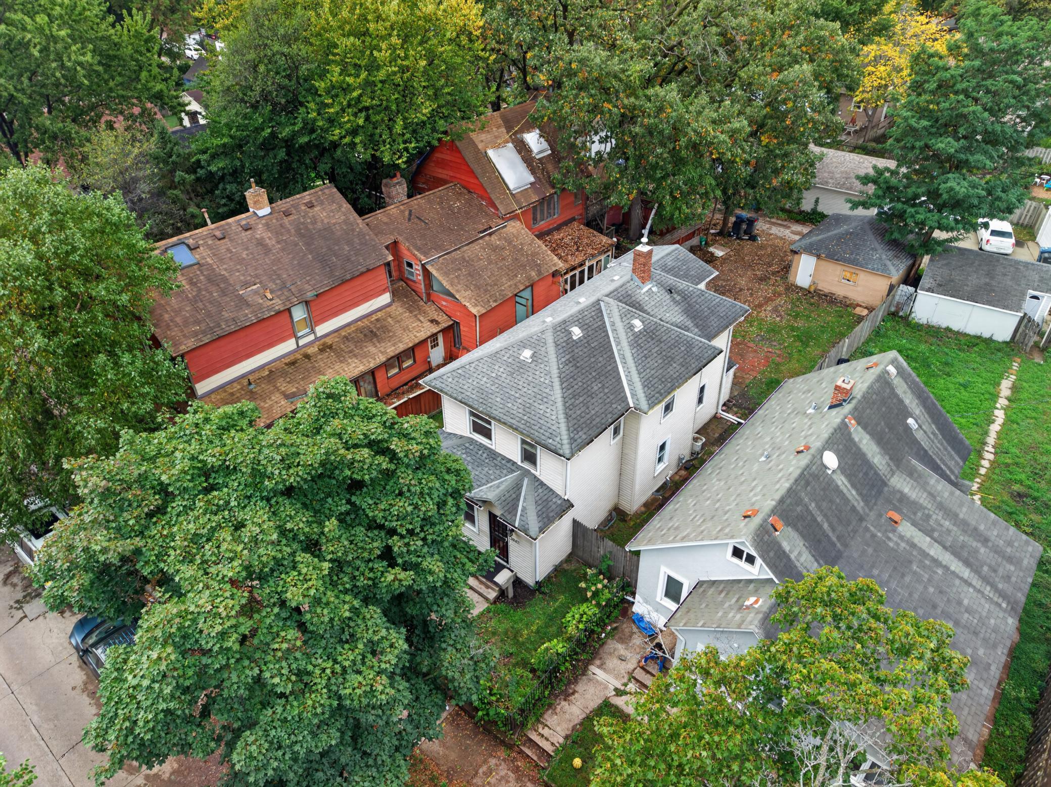 View of Residential at 3947 Dupont Avenue, Minneapolis MN 55412, Minneapolis (37 of 39) - Mike Wilen | Minnesota Team Real Estate