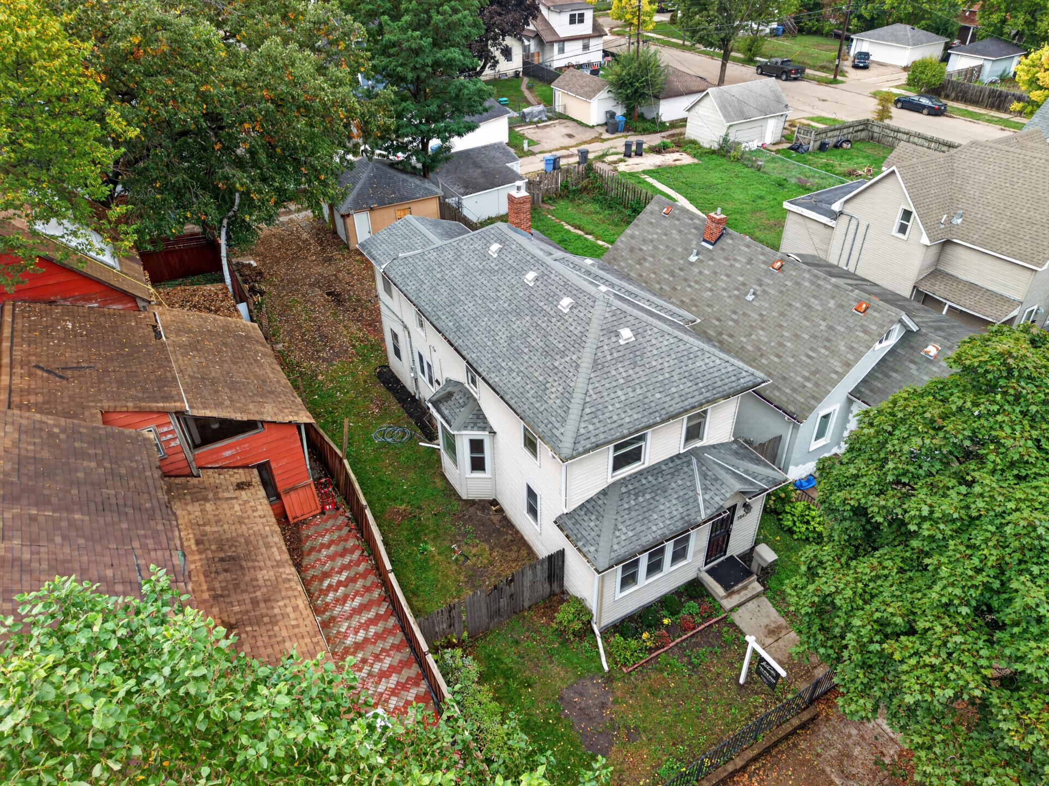 View of Residential at 3947 Dupont Avenue, Minneapolis MN 55412, Minneapolis (36 of 39) - Mike Wilen | Minnesota Team Real Estate