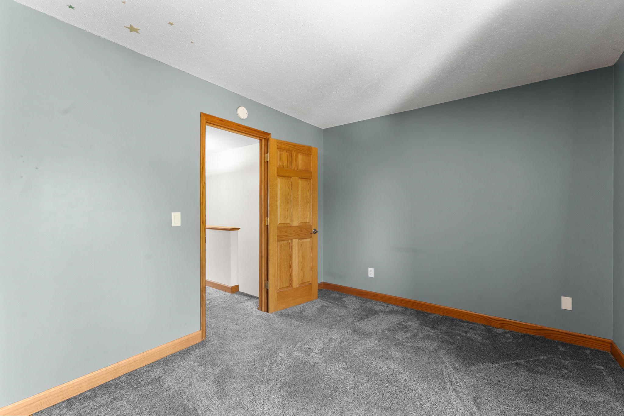 View of Residential at 6016 Golden Valley Road, Golden Valley MN 55422, Golden Valley (16 of 24) - Mike Wilen | Minnesota Team Real Estate