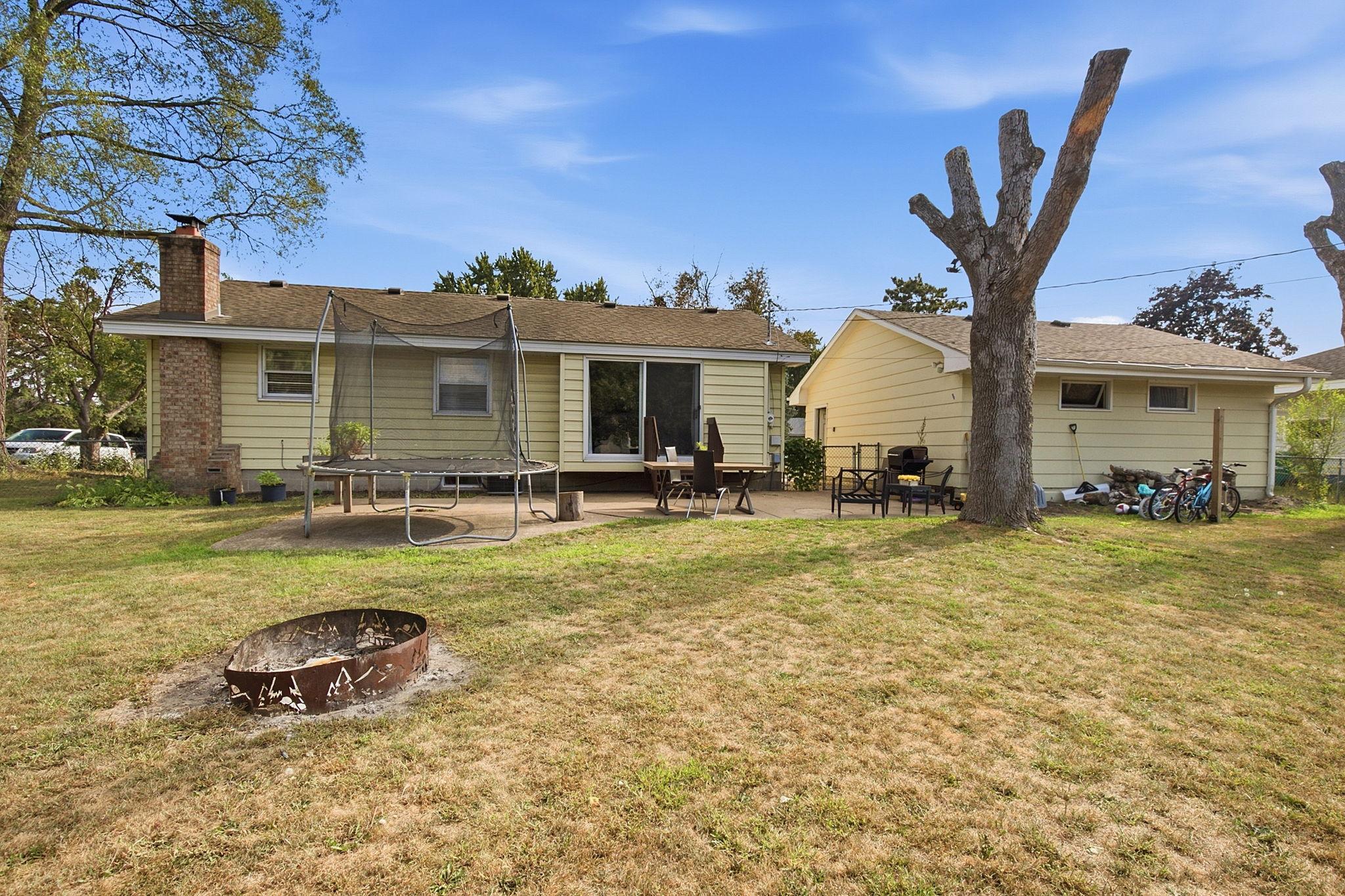 View of Residential at 1600 Amy Lane, Brooklyn Center MN 55430, Brooklyn Center (41 of 43) - Mike Wilen | Minnesota Team Real Estate