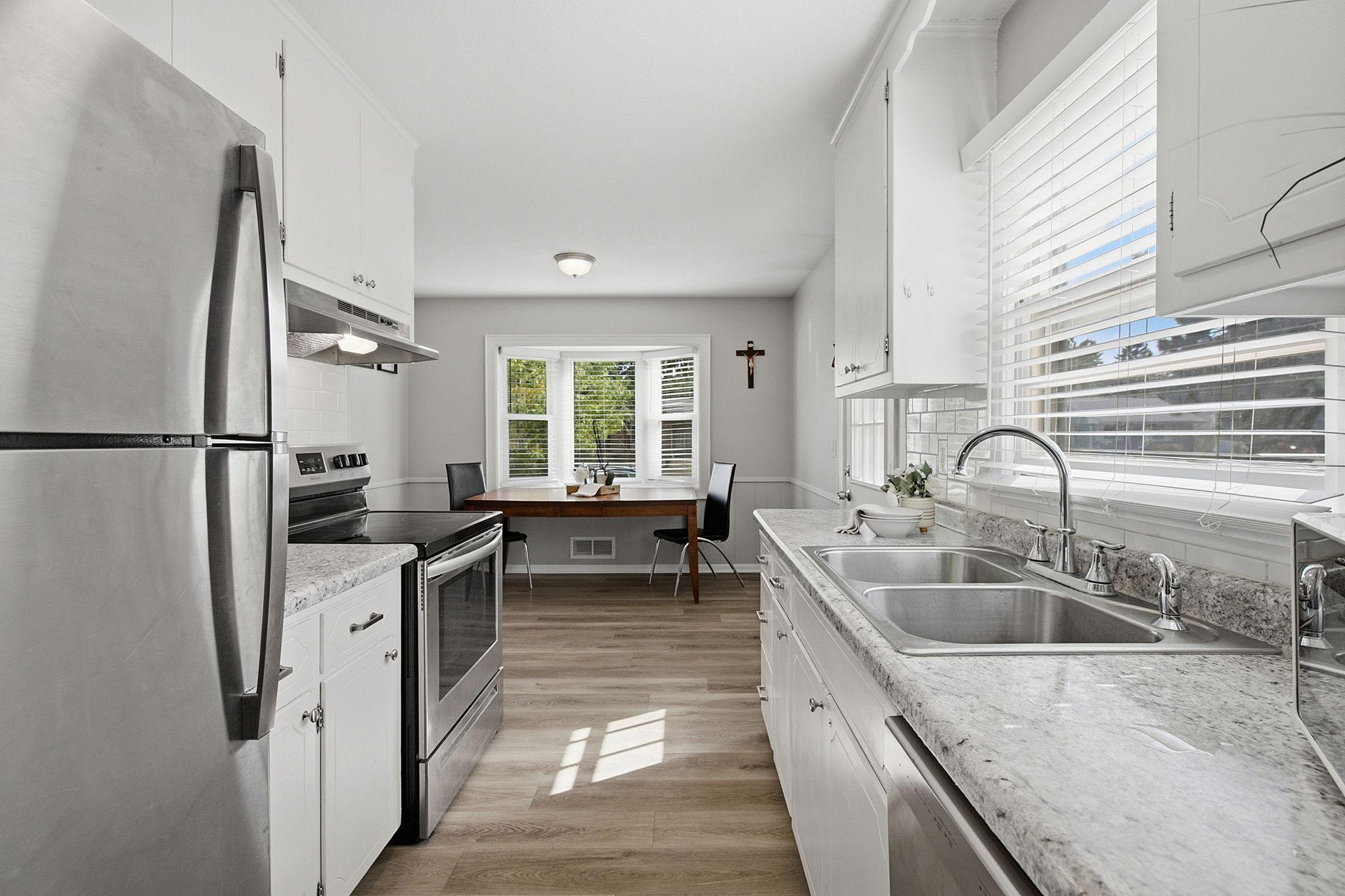 View of Residential at 1600 Amy Lane, Brooklyn Center MN 55430, Brooklyn Center (10 of 43) - Mike Wilen | Minnesota Team Real Estate