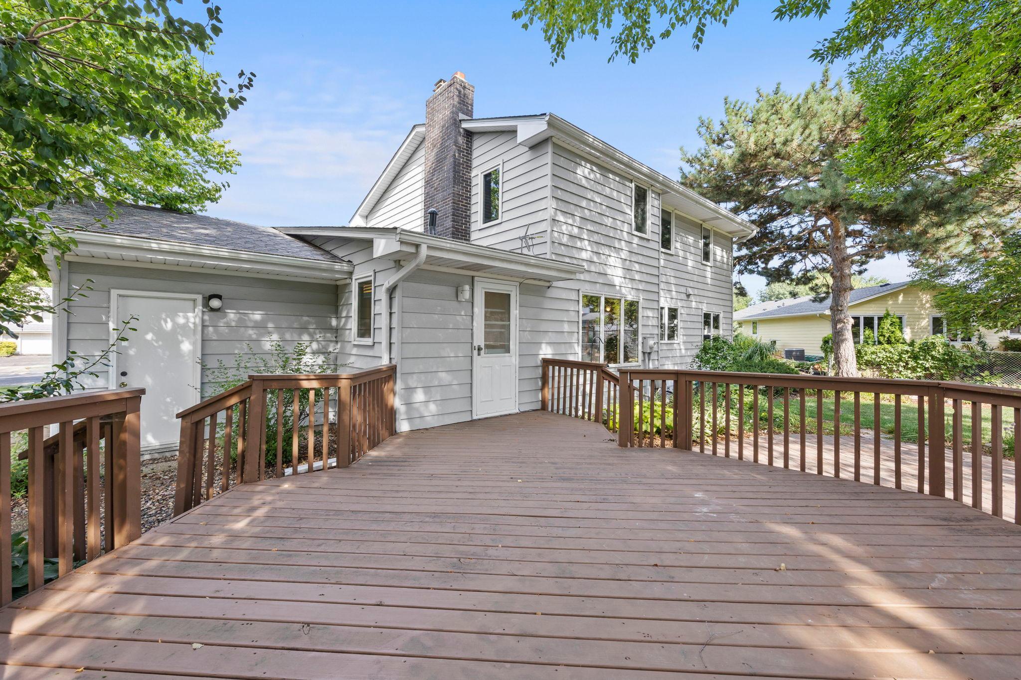 View of Residential at 9609 Utica Road, Bloomington MN 55437, Bloomington (36 of 40) - Mike Wilen | Minnesota Team Real Estate