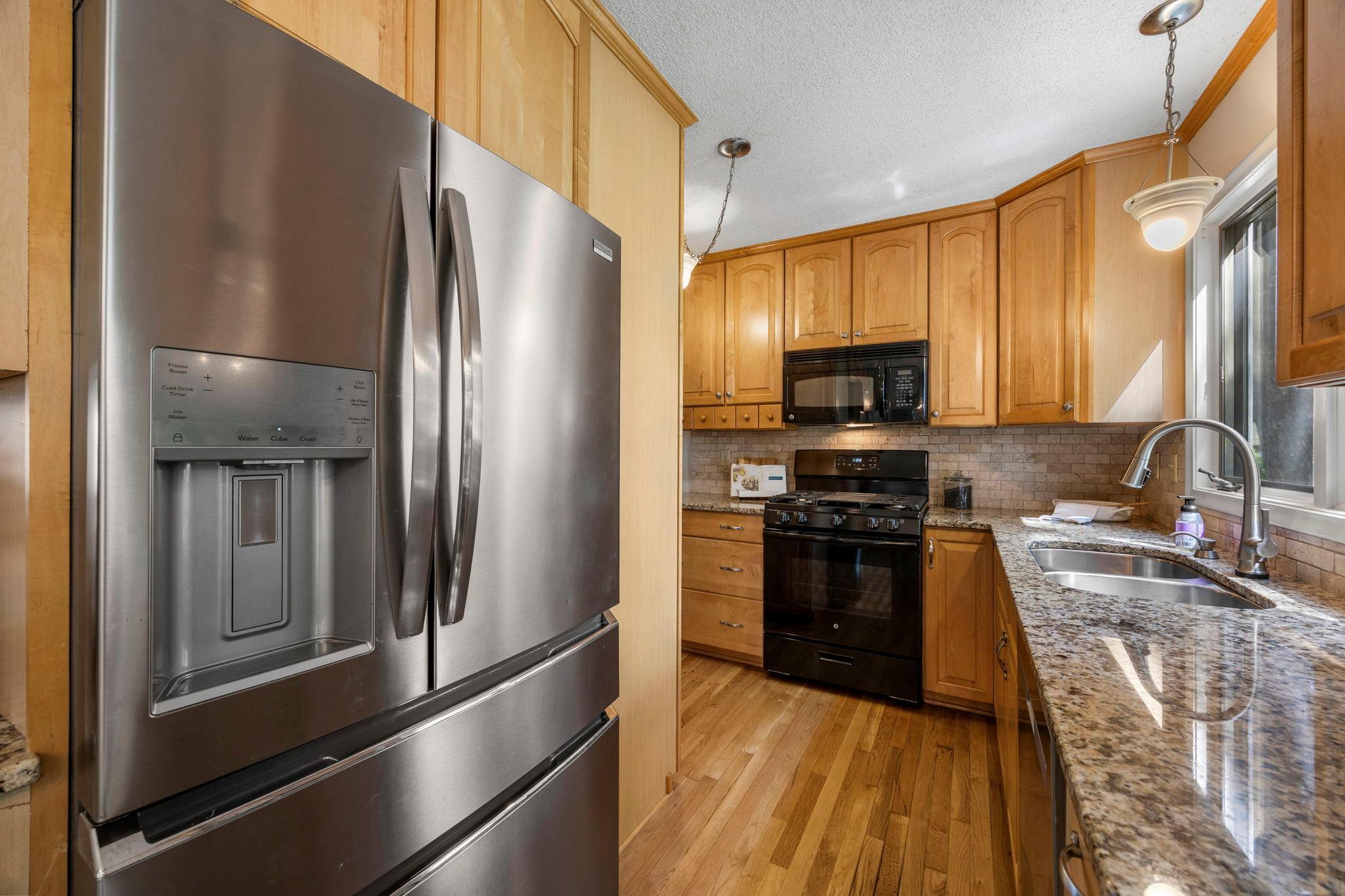 View of Residential at 9609 Utica Road, Bloomington MN 55437, Bloomington (6 of 40) - Mike Wilen | Minnesota Team Real Estate