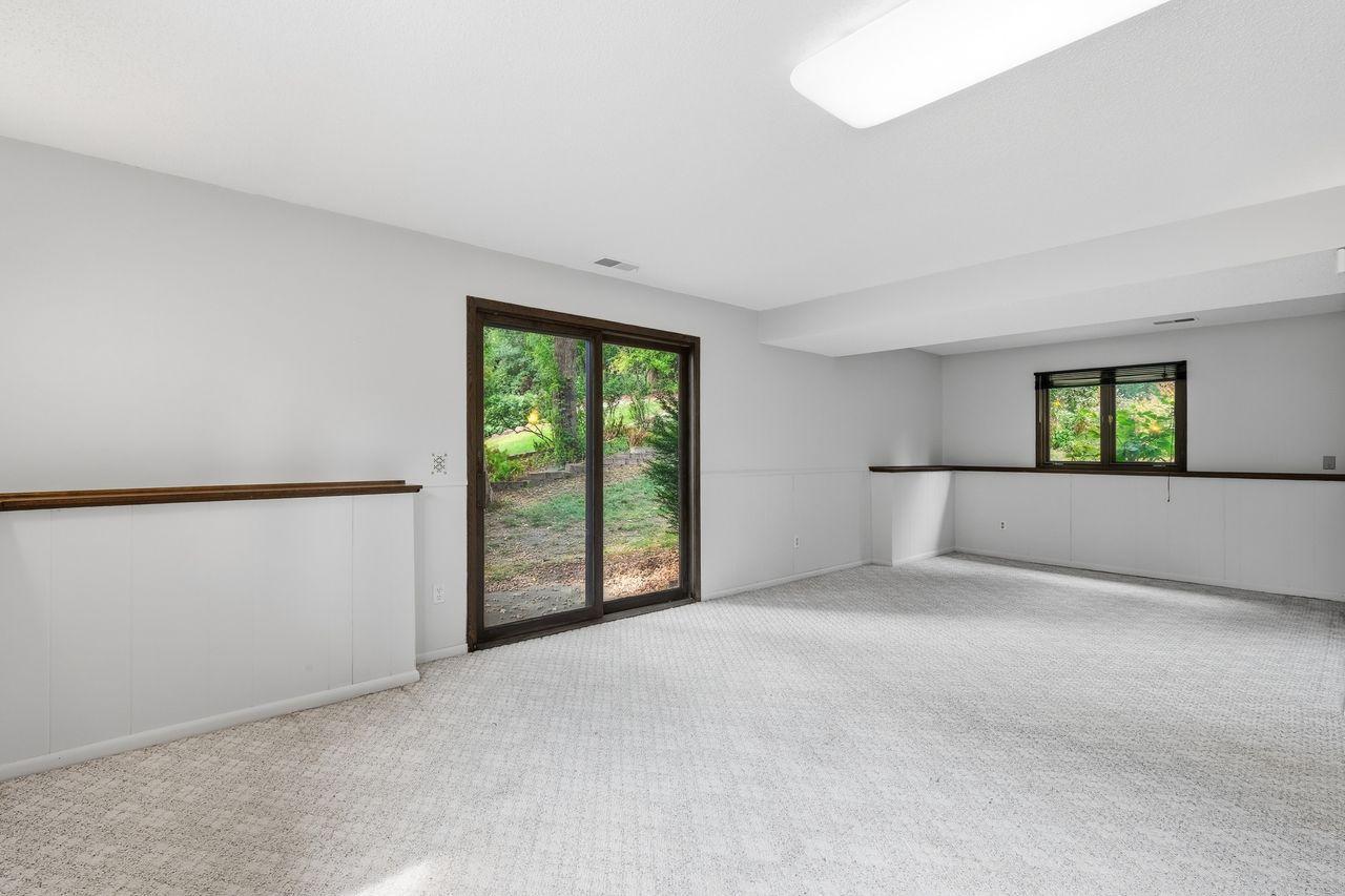 View of Residential at 7885 Lower 139th Court, Apple Valley MN 55124, Apple Valley (33 of 43) - Mike Wilen | Minnesota Team Real Estate