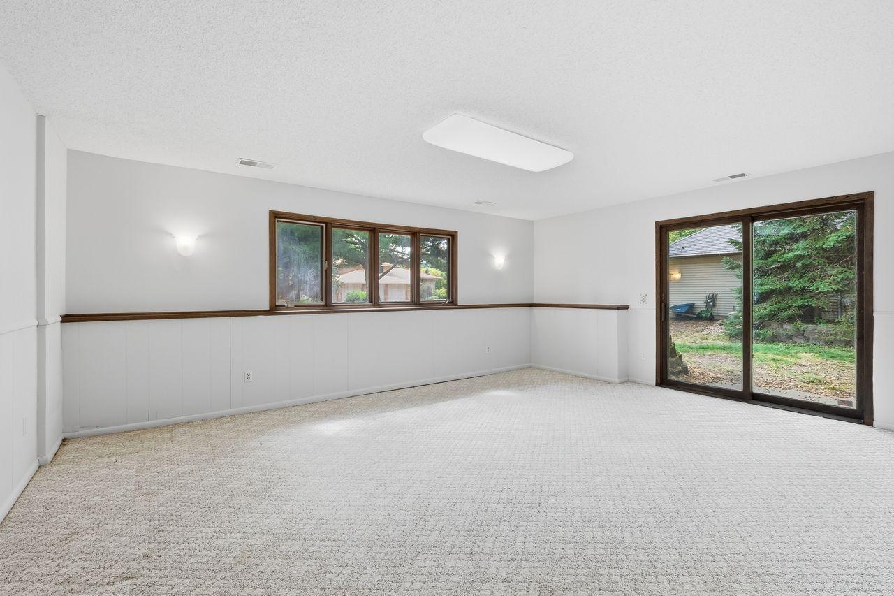 View of Residential at 7885 Lower 139th Court, Apple Valley MN 55124, Apple Valley (32 of 43) - Mike Wilen | Minnesota Team Real Estate