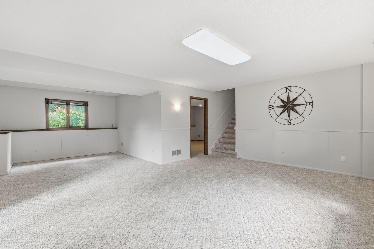 View of Residential at 7885 Lower 139th Court, Apple Valley MN 55124, Apple Valley (31 of 43) - Mike Wilen | Minnesota Team Real Estate
