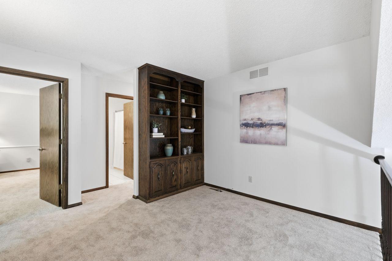 View of Residential at 7885 Lower 139th Court, Apple Valley MN 55124, Apple Valley (23 of 43) - Mike Wilen | Minnesota Team Real Estate