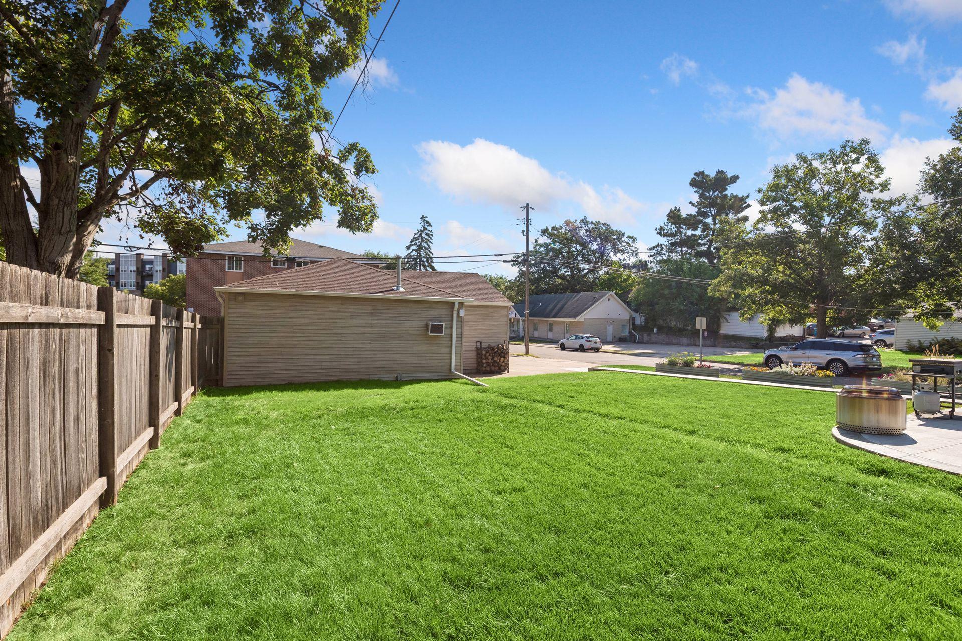 View of Residential at 3700 Hubbard Avenue, Robbinsdale MN 55422, Robbinsdale (38 of 52) - Mike Wilen | Minnesota Team Real Estate