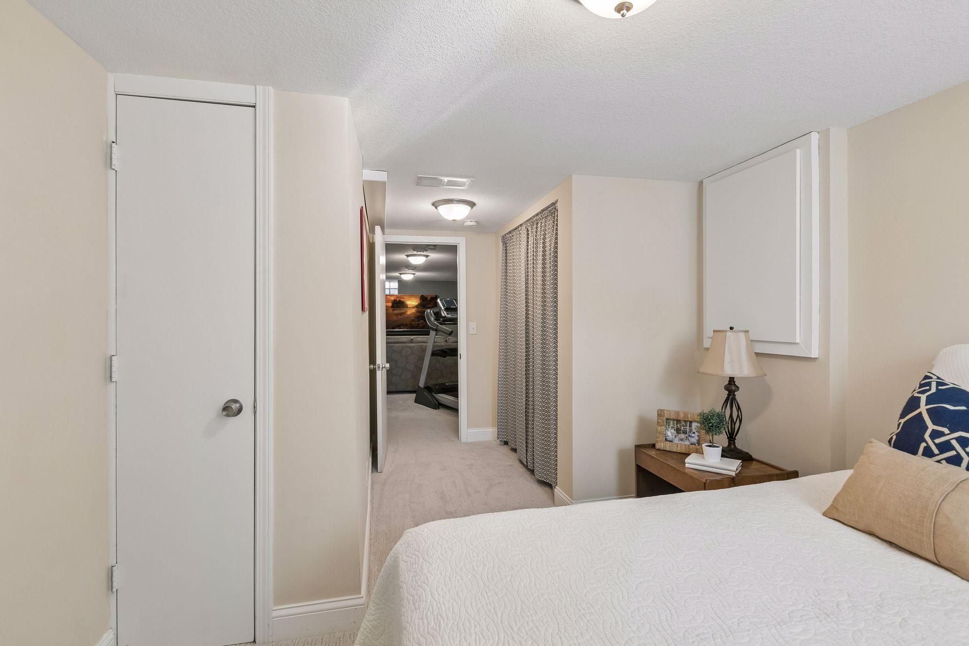 View of Residential at 3700 Hubbard Avenue, Robbinsdale MN 55422, Robbinsdale (27 of 52) - Mike Wilen | Minnesota Team Real Estate