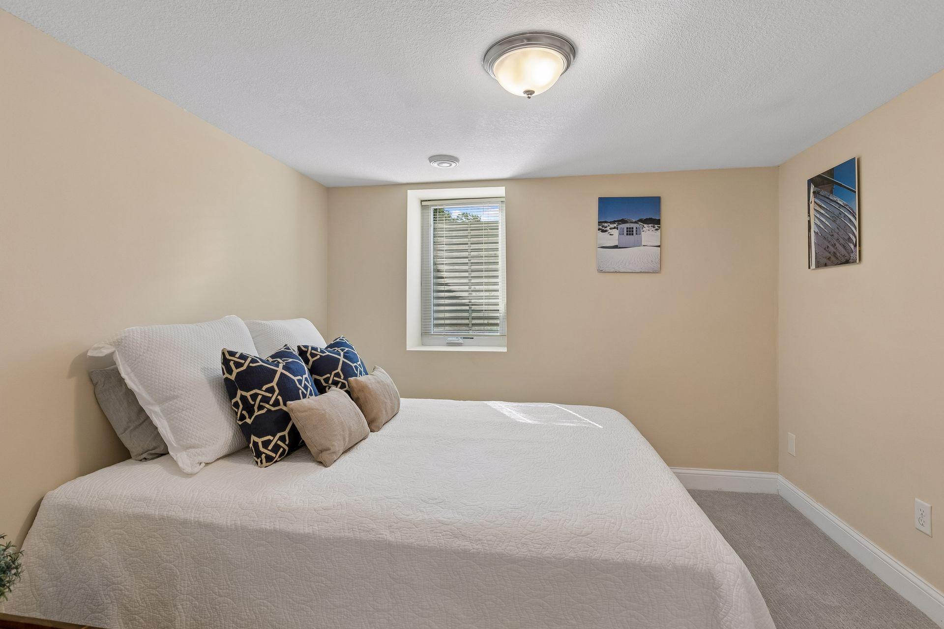View of Residential at 3700 Hubbard Avenue, Robbinsdale MN 55422, Robbinsdale (26 of 52) - Mike Wilen | Minnesota Team Real Estate
